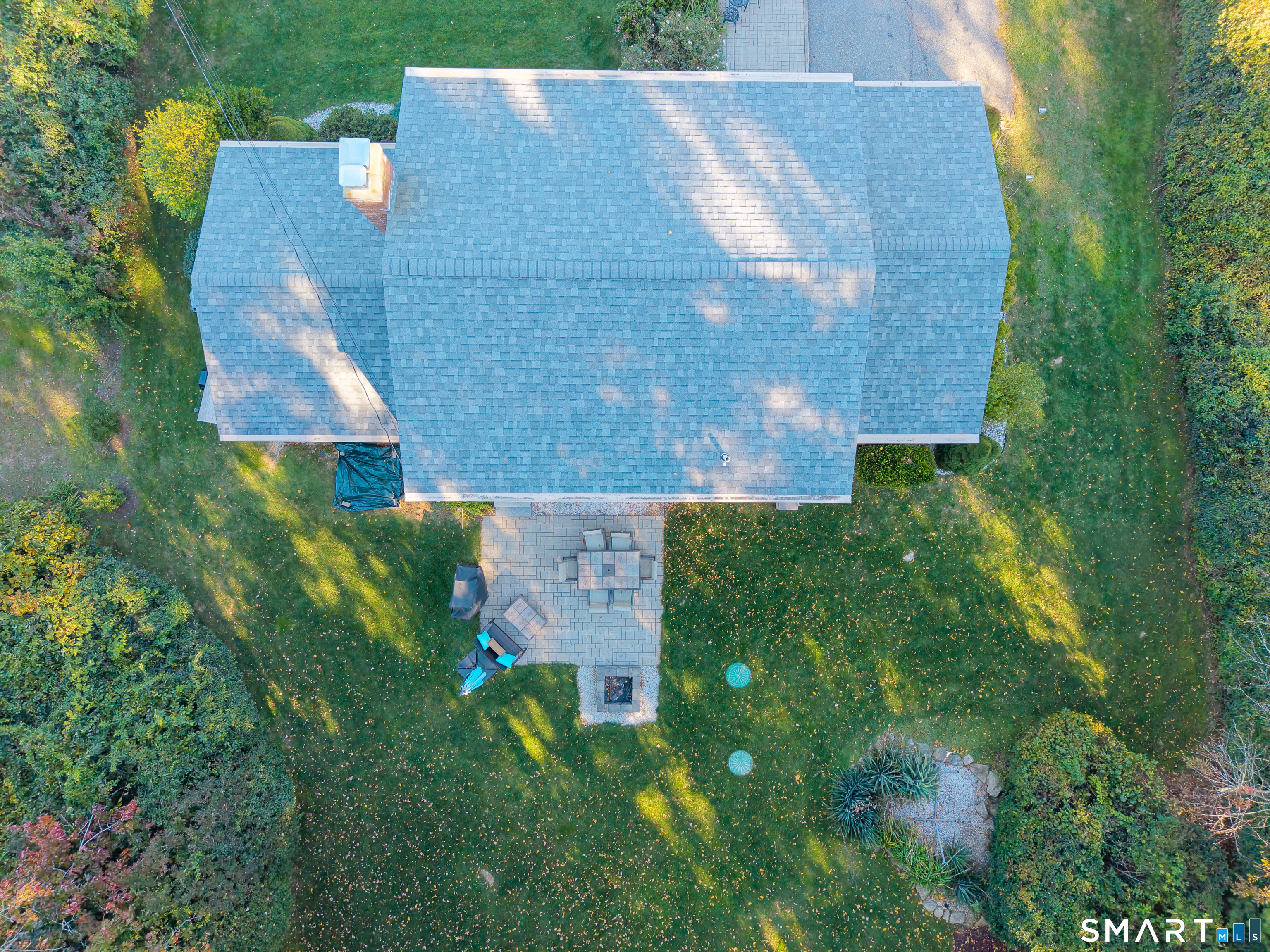 23 Oakwood Drive, Gales Ferry, Ledyard, CT 06335