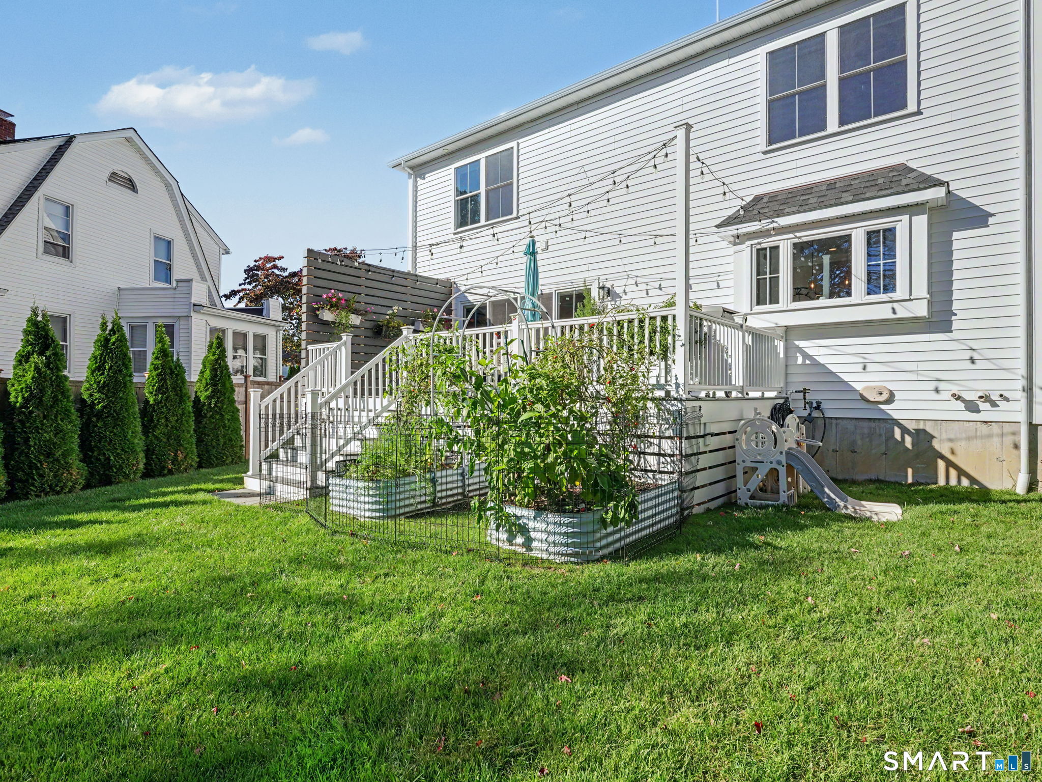 Photo 3 of Single family home for sale at 41 Reynolds Dr, Fairfield, CT 06824 | MLS# 24212212 | Listing updated on 2026-10-08