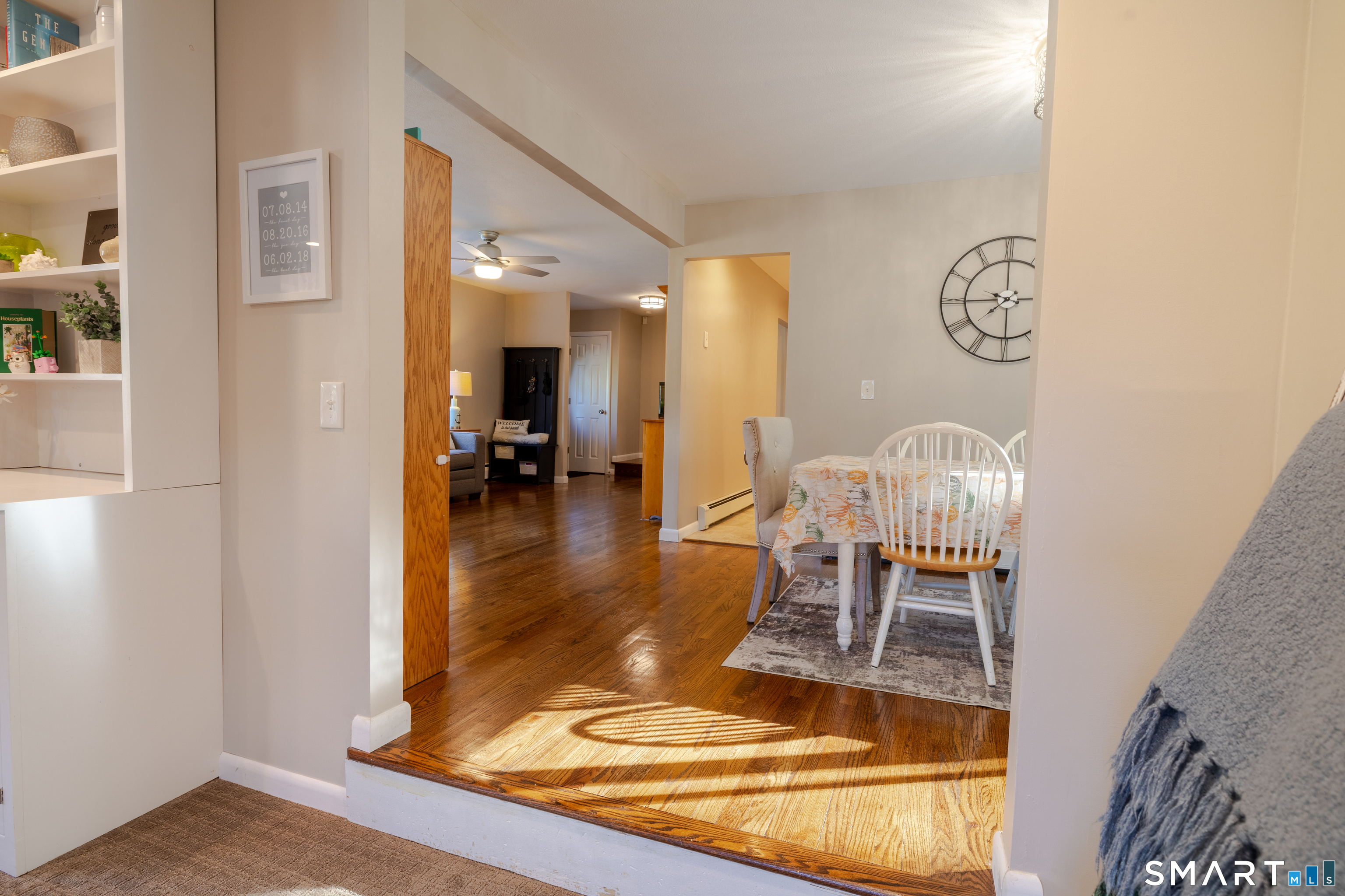 23 Oakwood Drive, Gales Ferry, Ledyard, CT 06335
