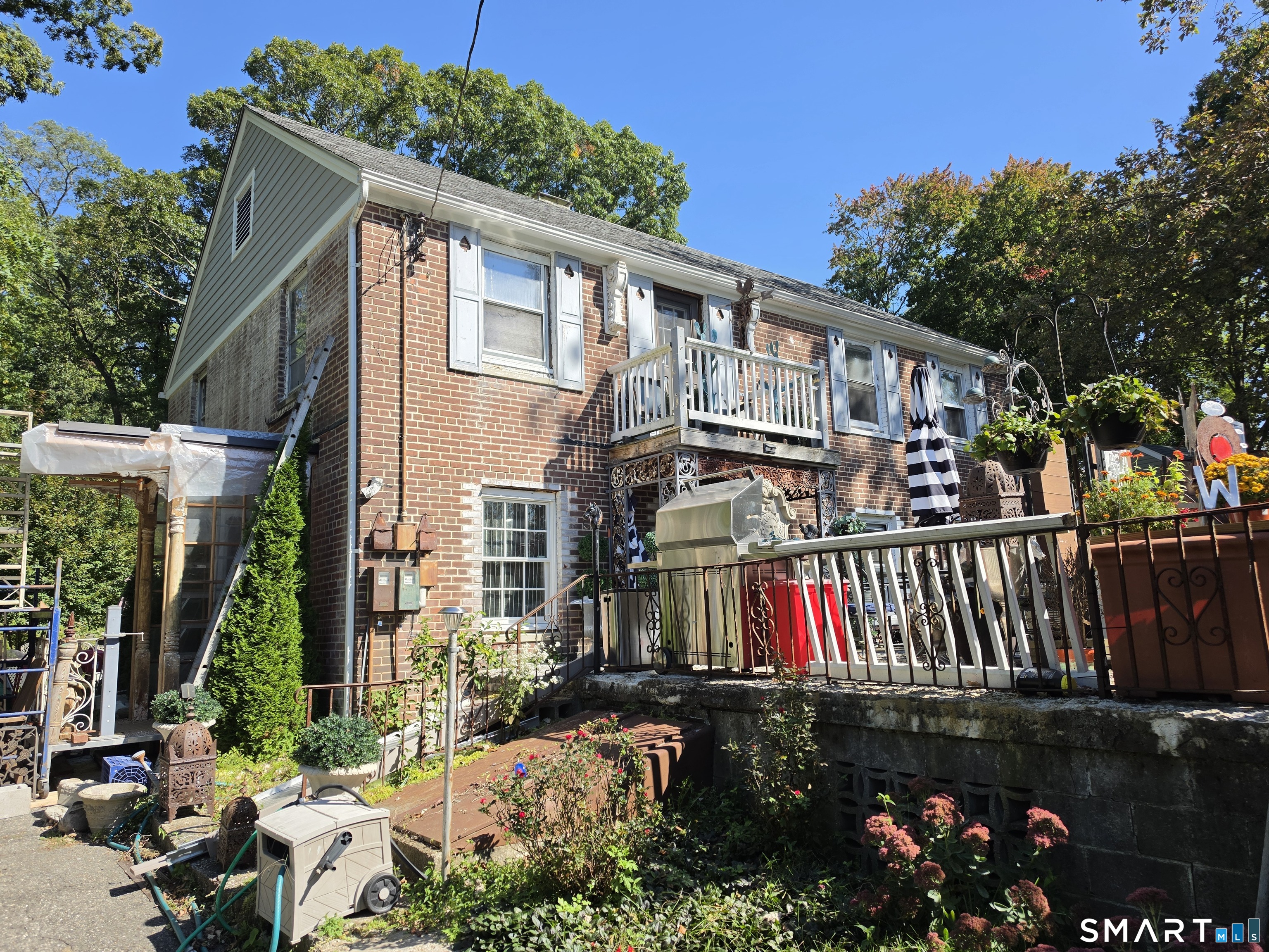 697-701 Pearl Harbor Street, Bridgeport, CT 06610