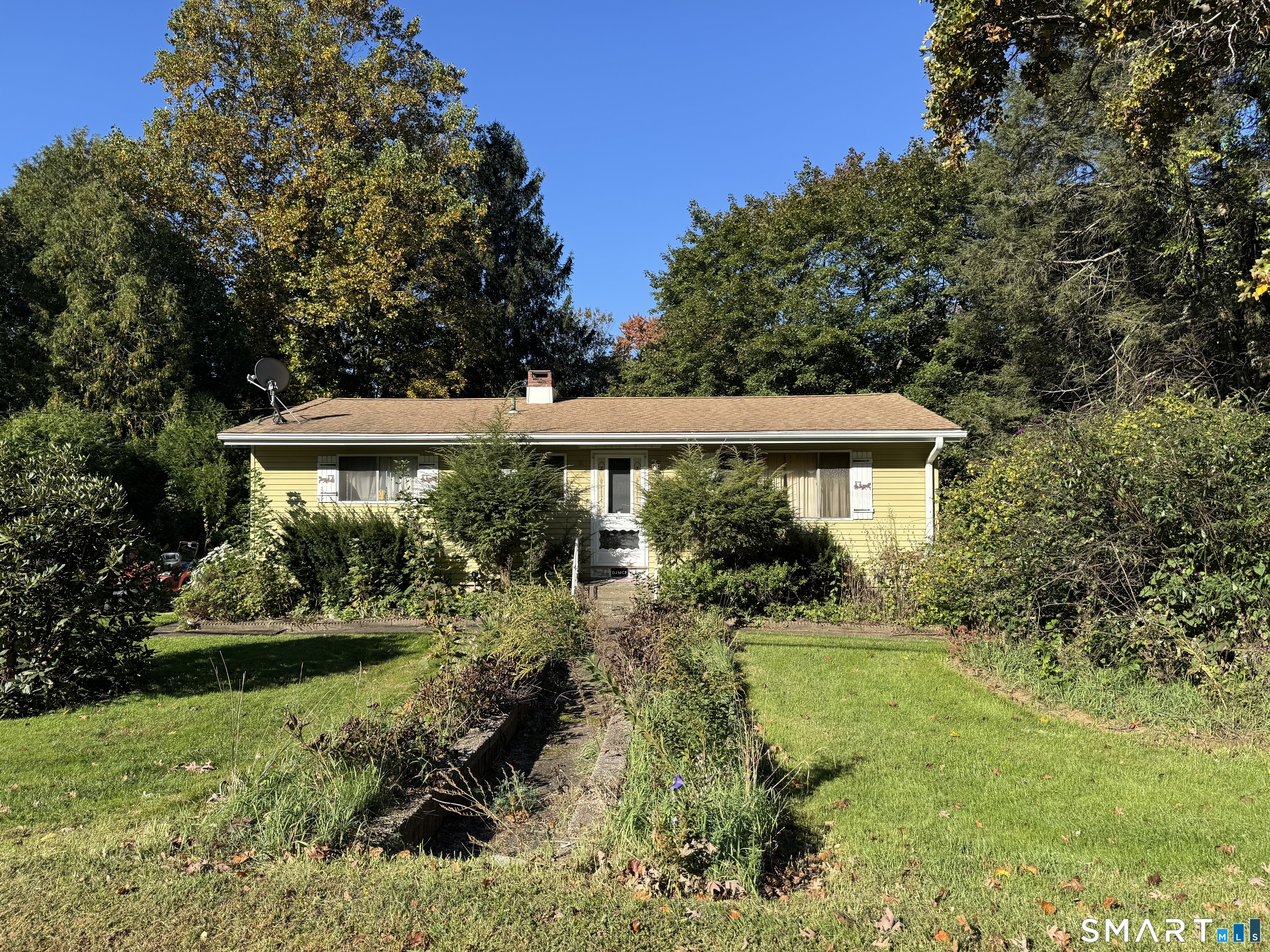 Photo 1 of Single family home for sale at 721 Maple Hl Rd, Naugatuck, CT 06770 | MLS# 24212569 | Listing updated on 2026-10-08