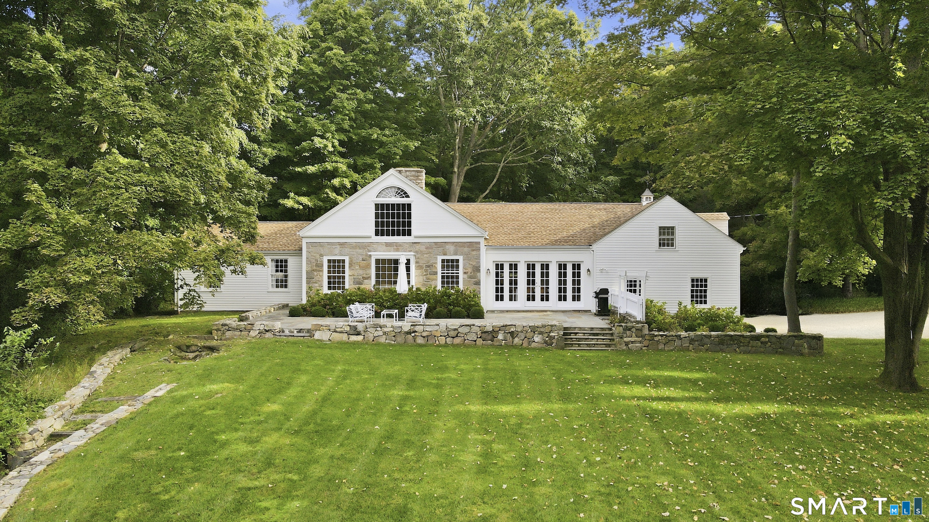 Photo 3 of Single family home for sale at 467 Nod Hl Rd, Wilton, CT 06897 | MLS# 24212625 | Listing updated on 2026-10-08