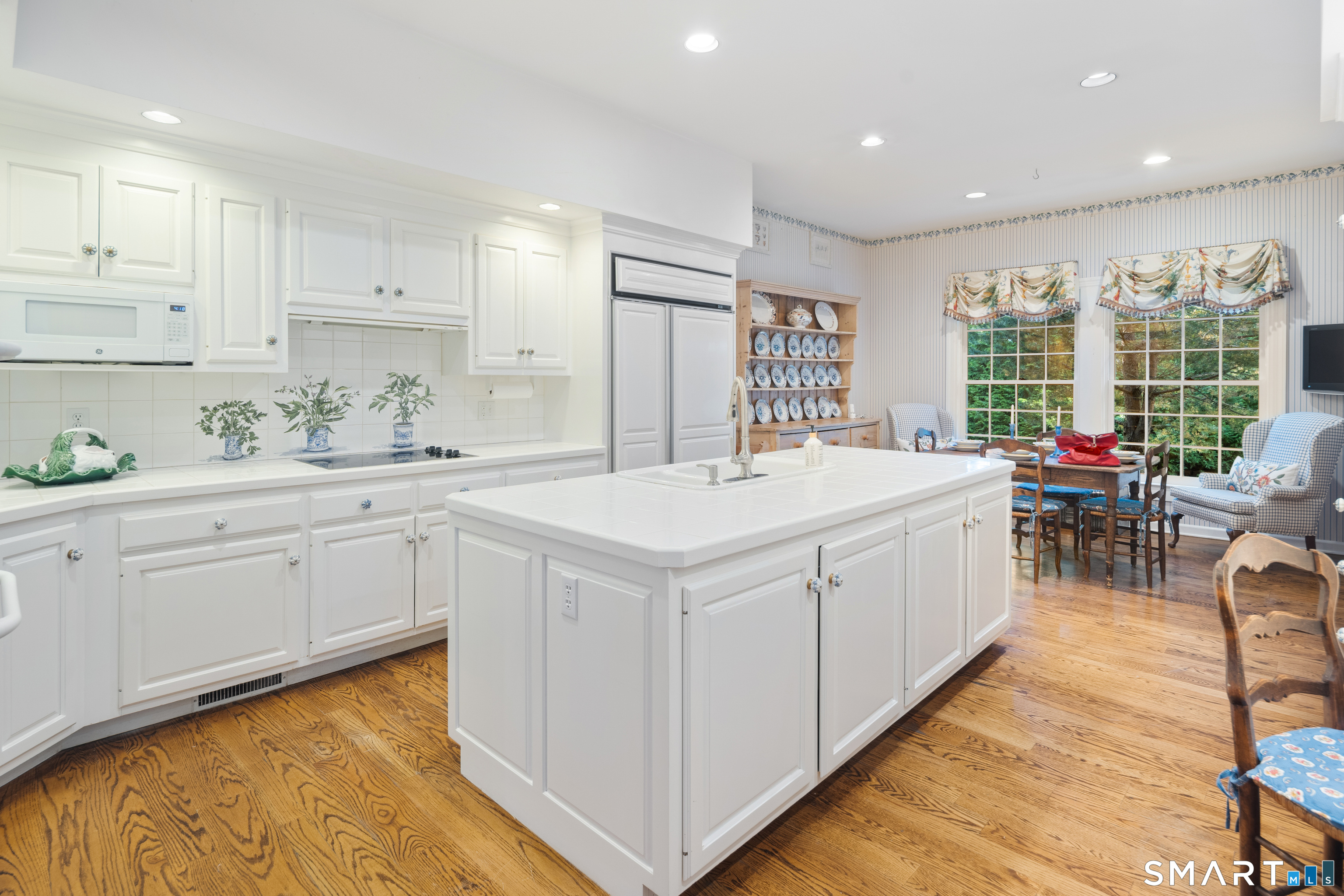 321 Oenoke photo 20