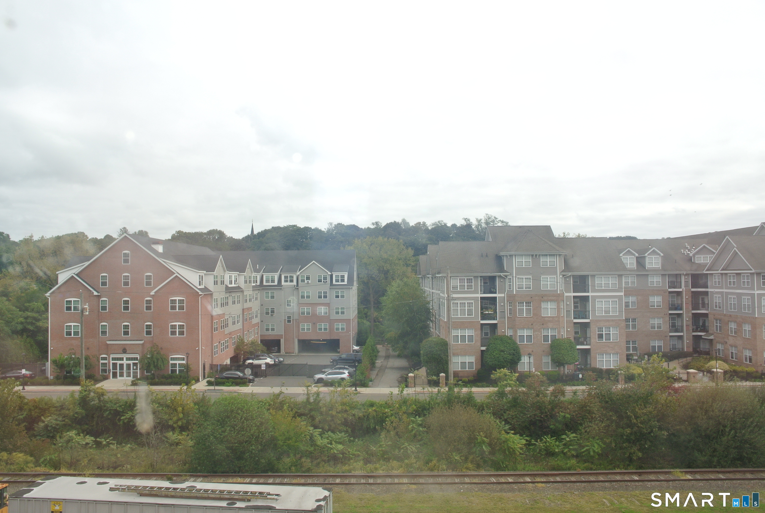 Foto 6 de Local comercial en renta en 549 Howe Avenue #404-405, Shelton, CT — $1,100/mes