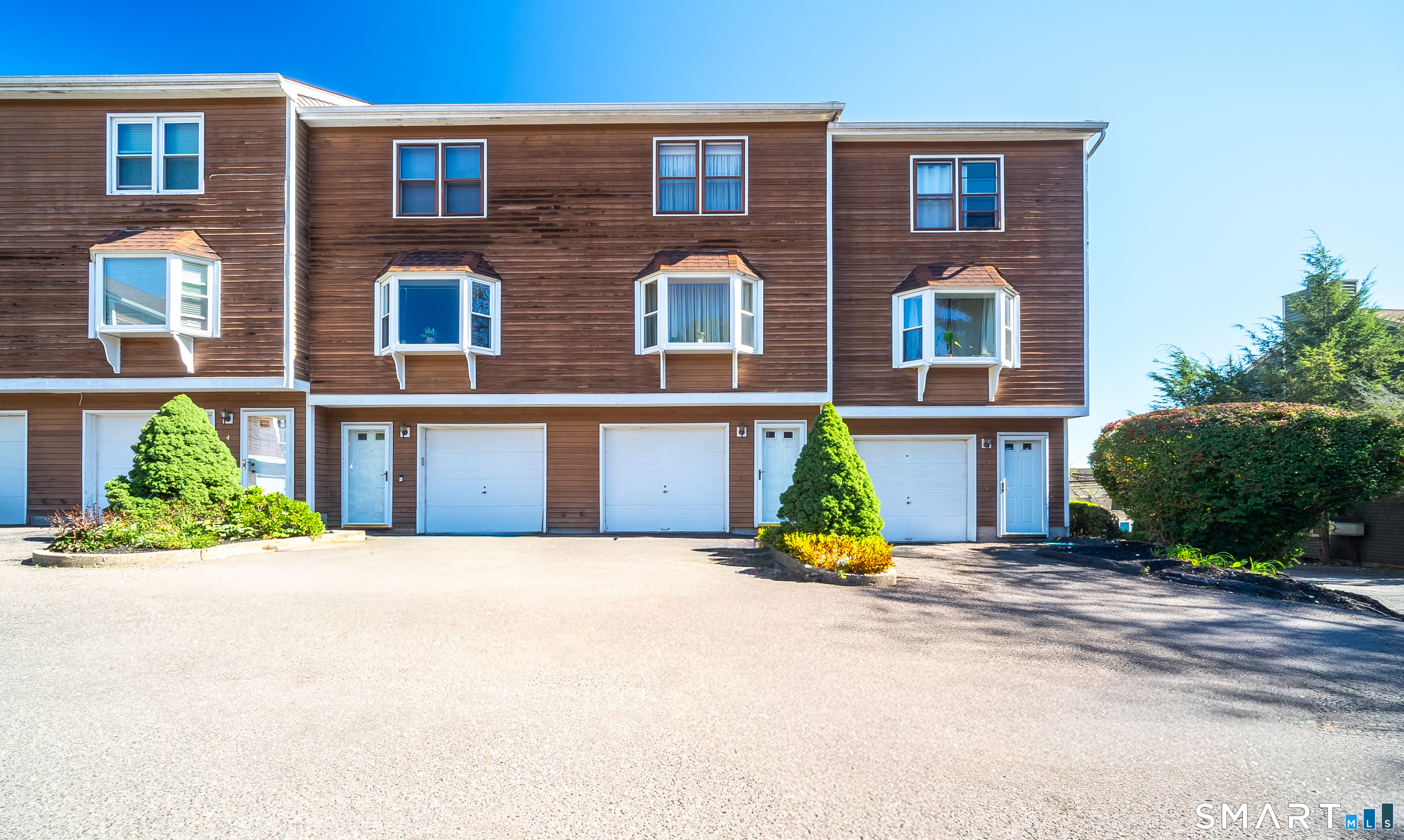 Photo 1 of Townhouse for sale at 690 N Colony Rd #2, Meriden, CT 06450 | MLS# 24211022 | Listing updated on 2026-10-07