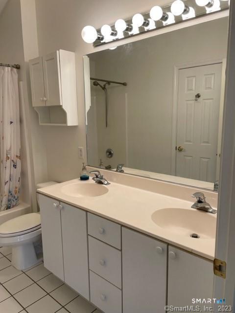1002 Larson Drive Unit #1002 photo 16