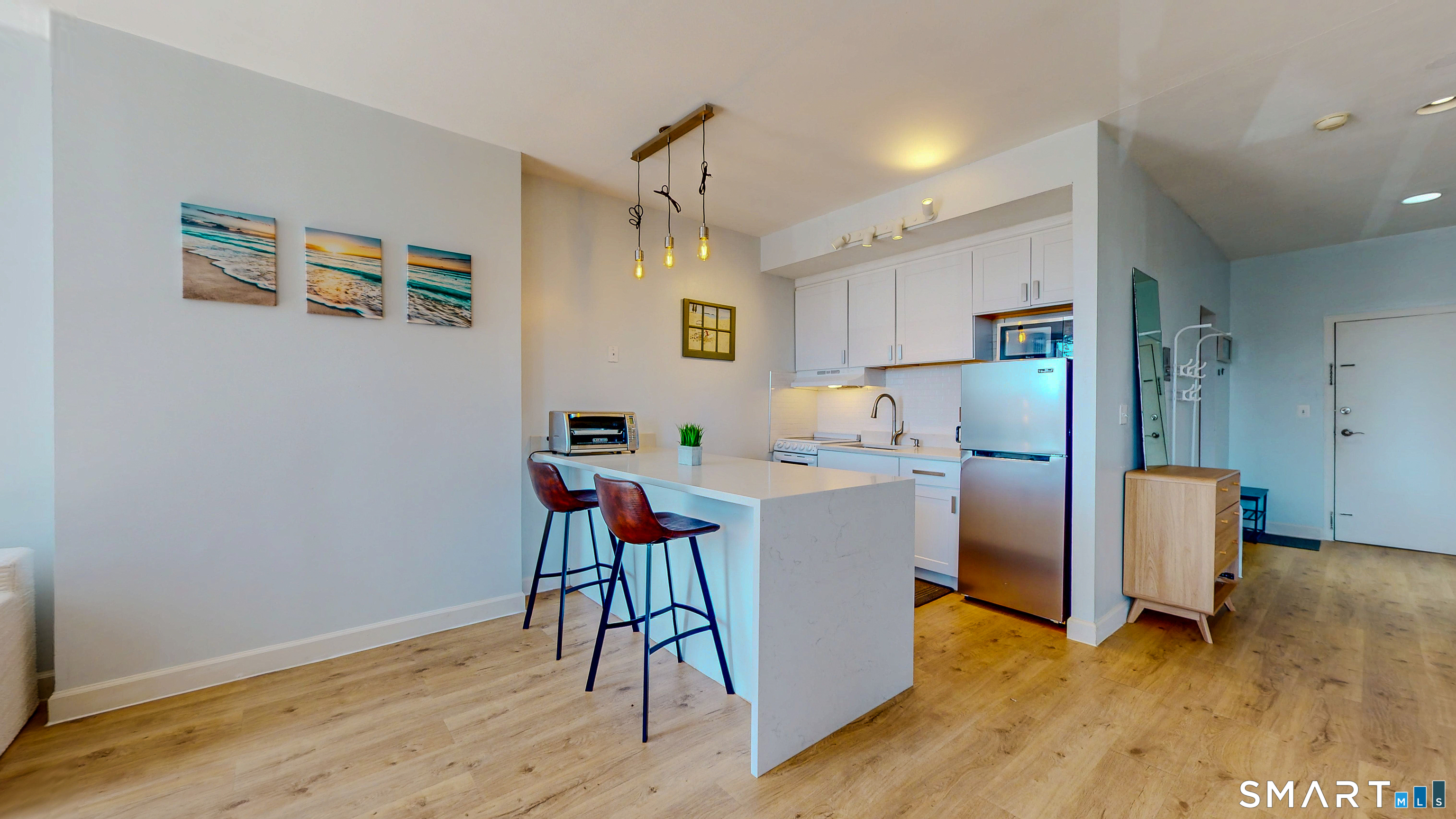94 Washington, Unit 9 photo 11