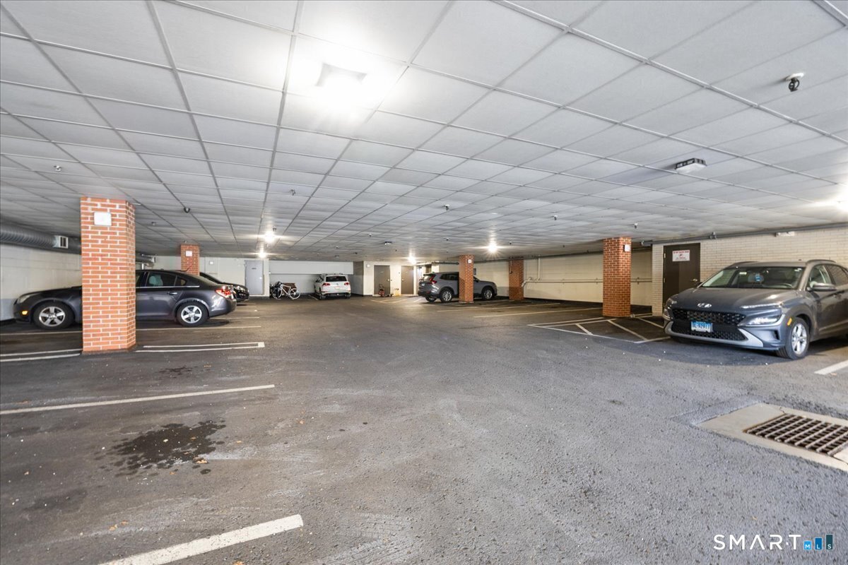 Foto 9 de Condominio en renta en 485 Summer Street #309, Stamford, CT — $1,900/mes