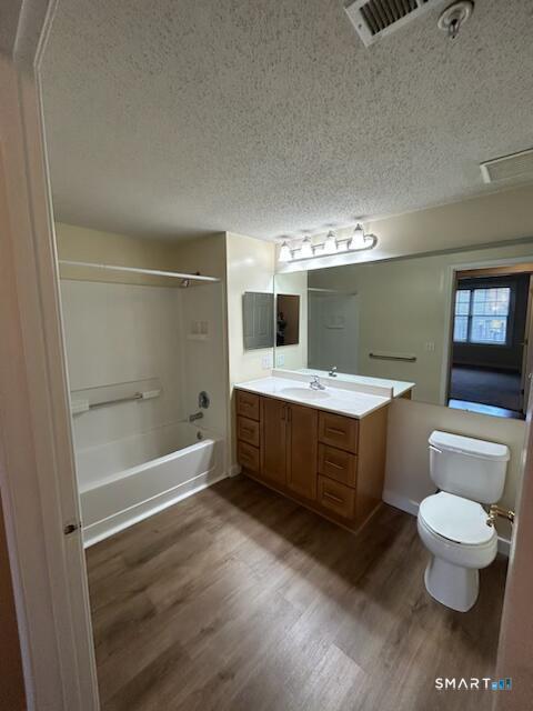 Foto 6 de Renta en 488 Bedford Street #327, Stamford, CT — $2,075/mes