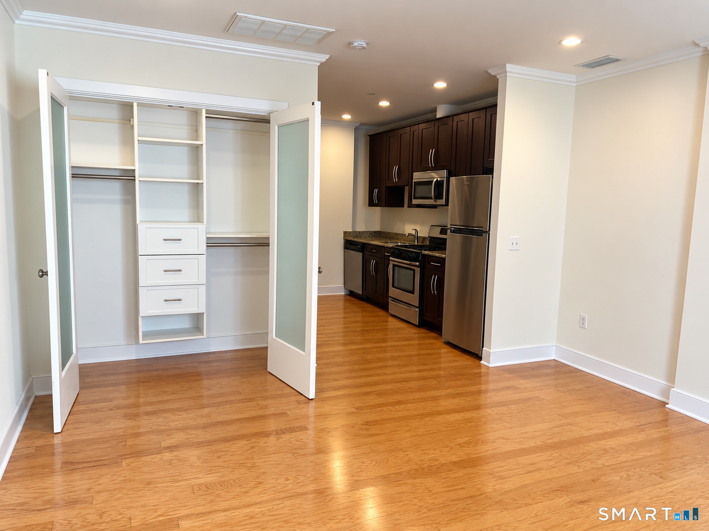 485 Summer Street, Stamford, Connecticut photo 5