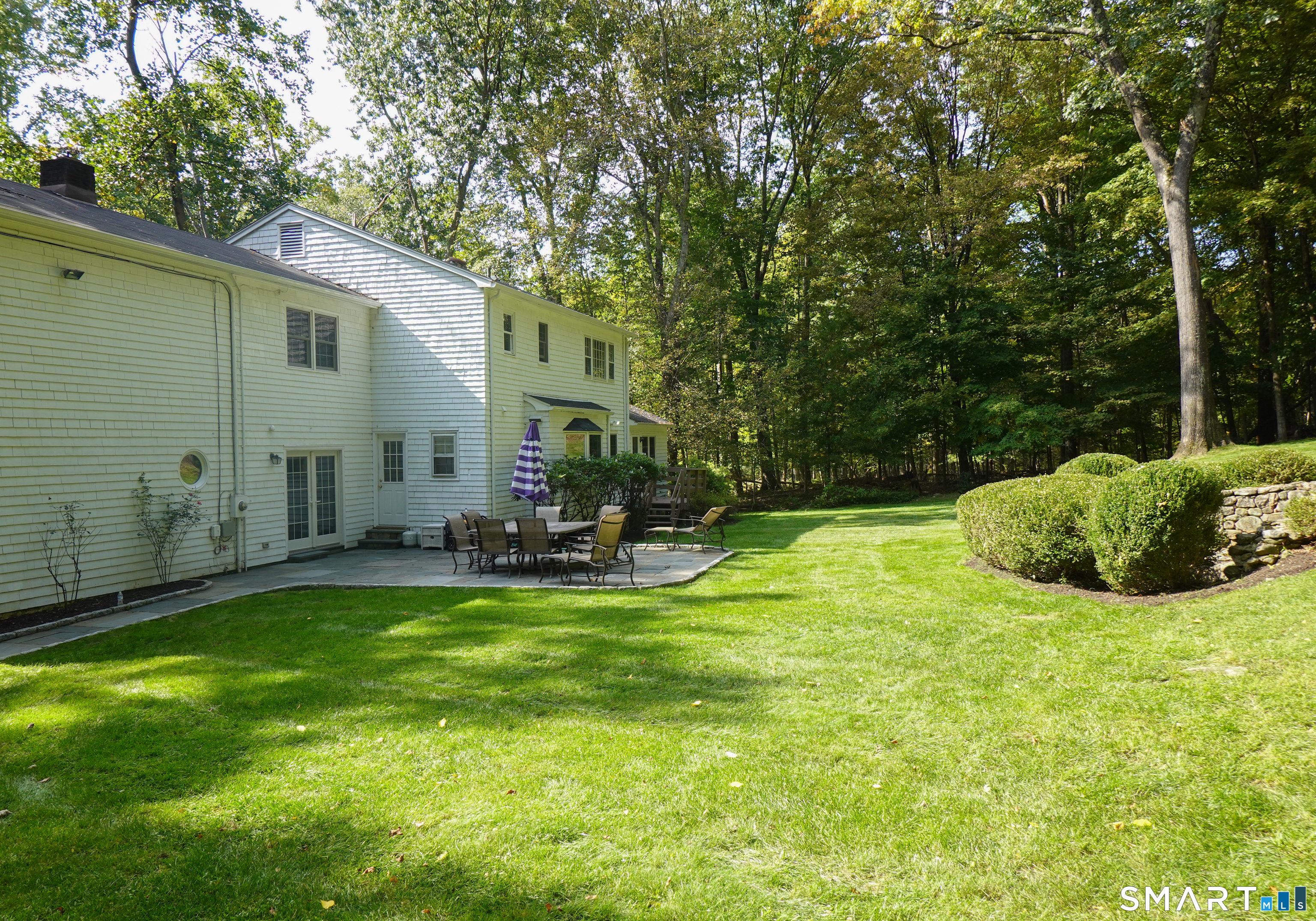 8 Glen Lane — photo 37