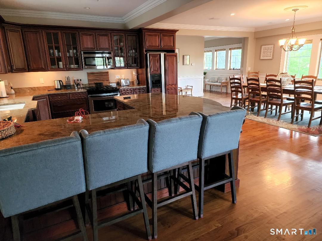 325 River Road photo 8