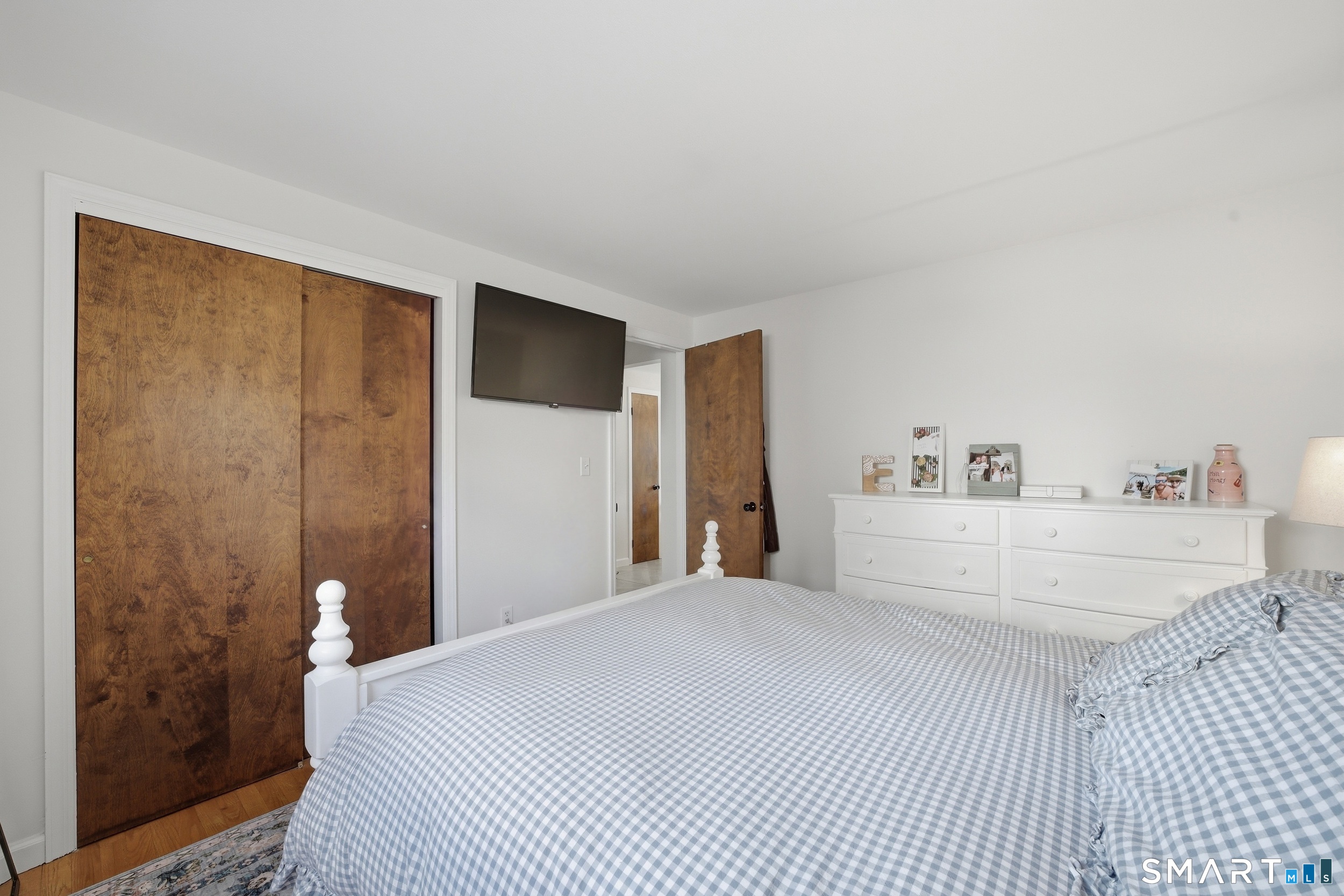40 Pine photo 15
