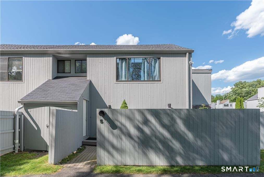 Property photo for 5 Raspberry Lane, #5, Ridgefield, CT