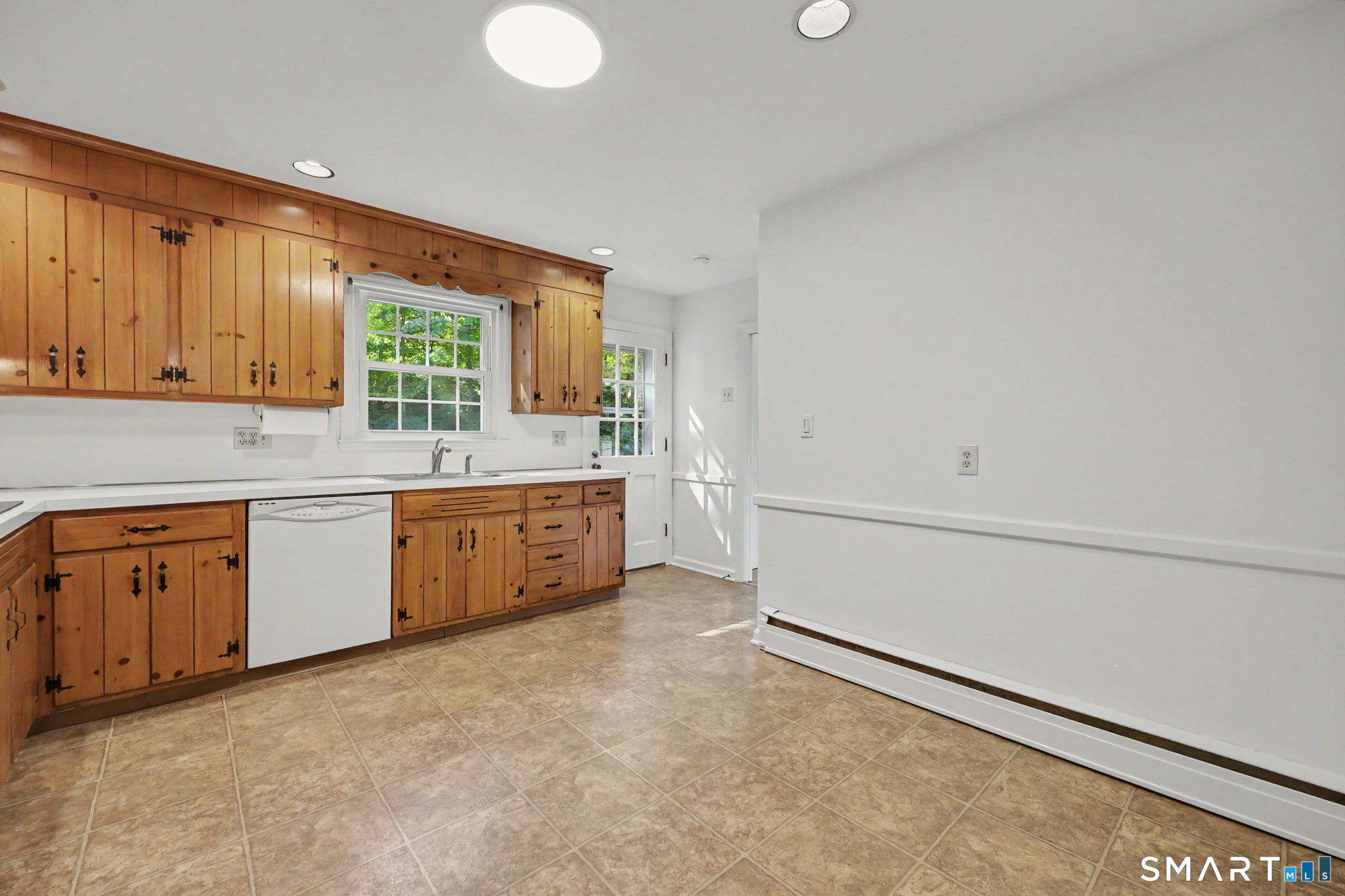 62 Longmeadow photo 10
