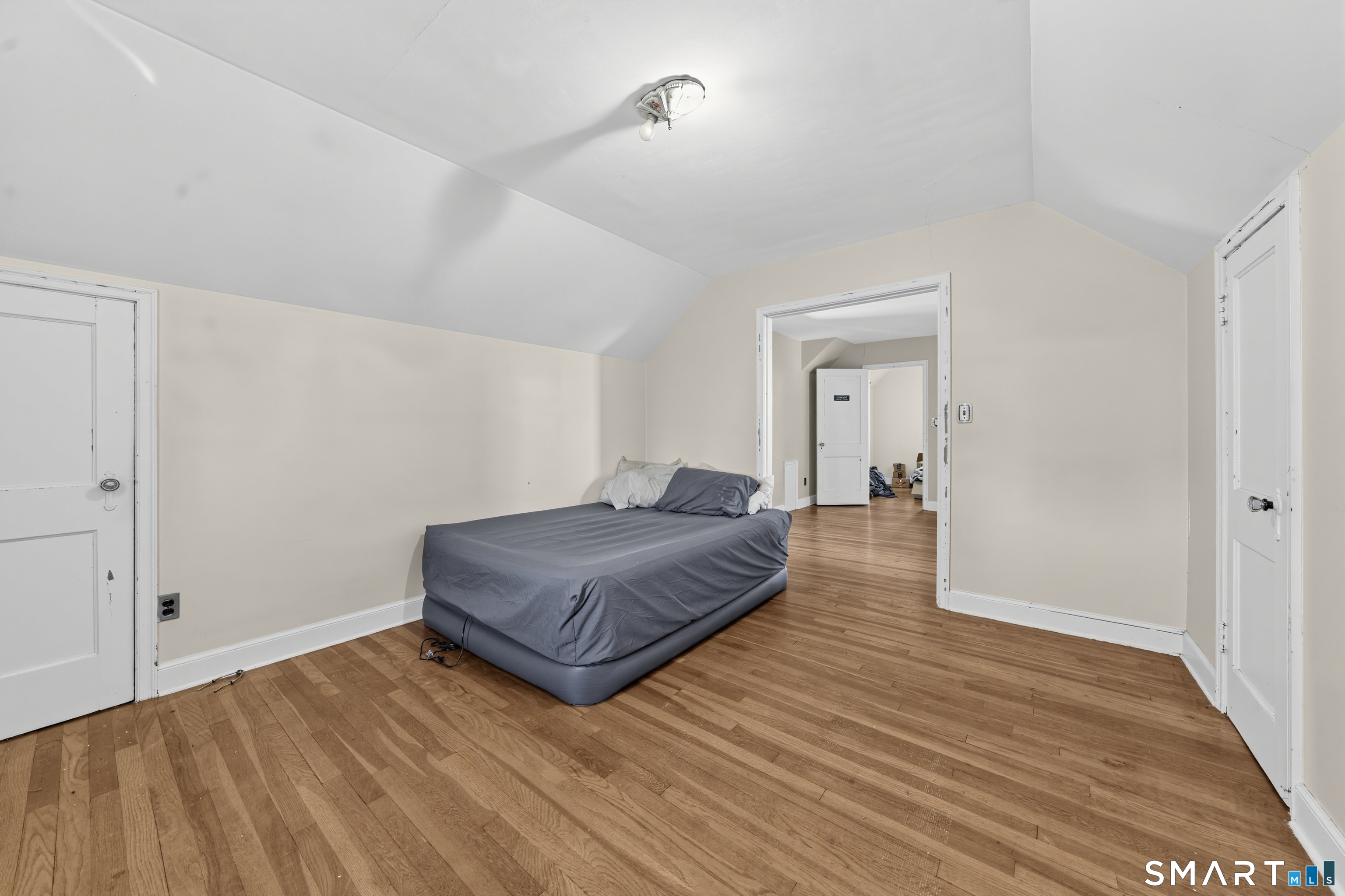 621 Jones Hill Road photo 18