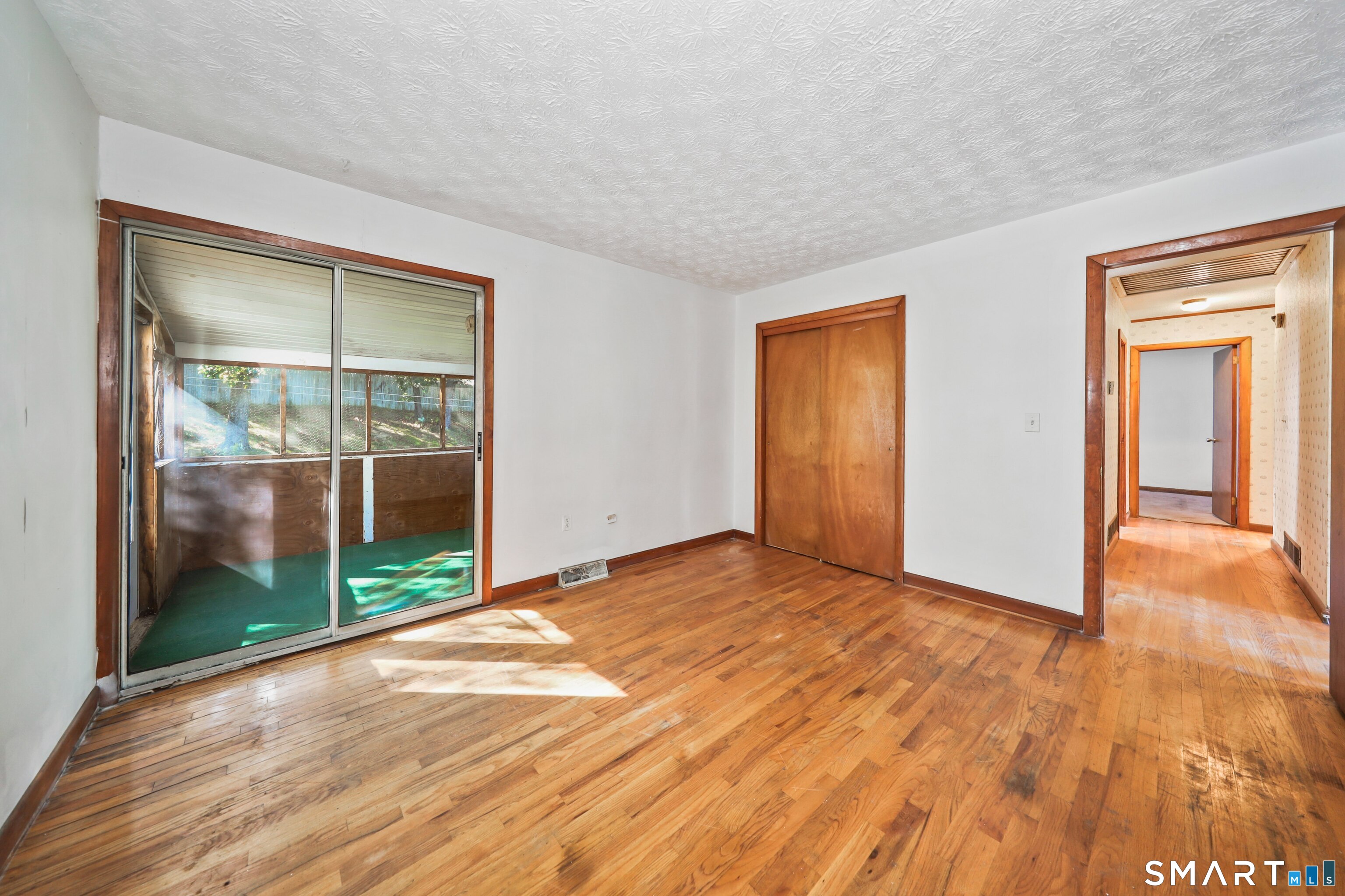73 Hartl Drive photo 13