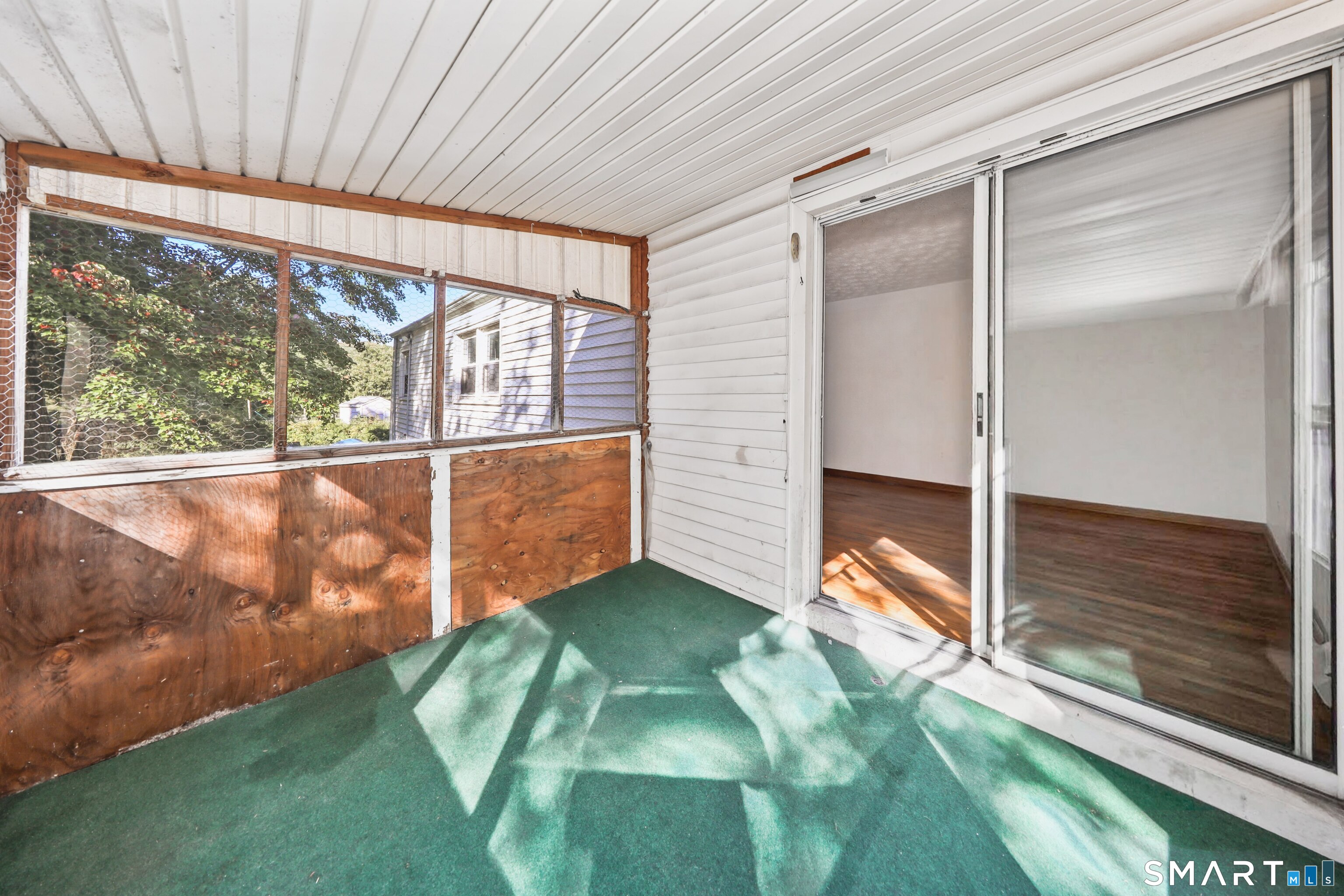 73 Hartl Drive photo 16