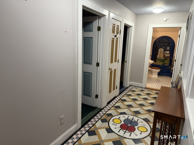 Hallway between bedrooms