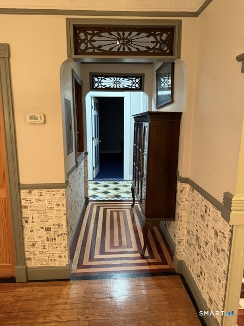 Hallway to bedrooms