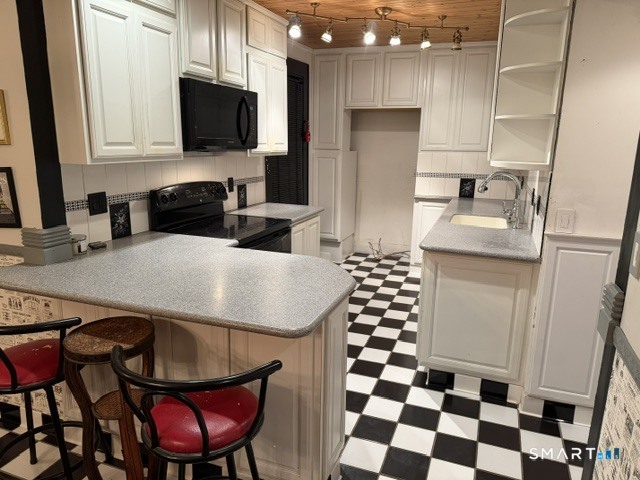 Photo 3 of Condo for sale at 36 Alden St #B, Hartford, CT 06114 | MLS# 24211840 | Listing updated on 2026-10-07