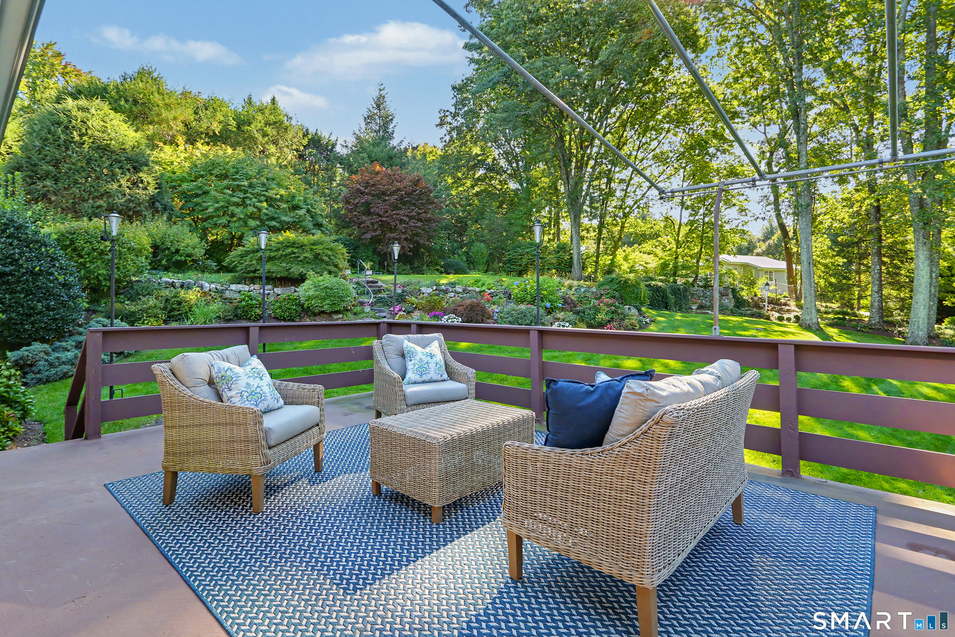 4 Lookout Lane, Greens Farms, Westport, CT 06880