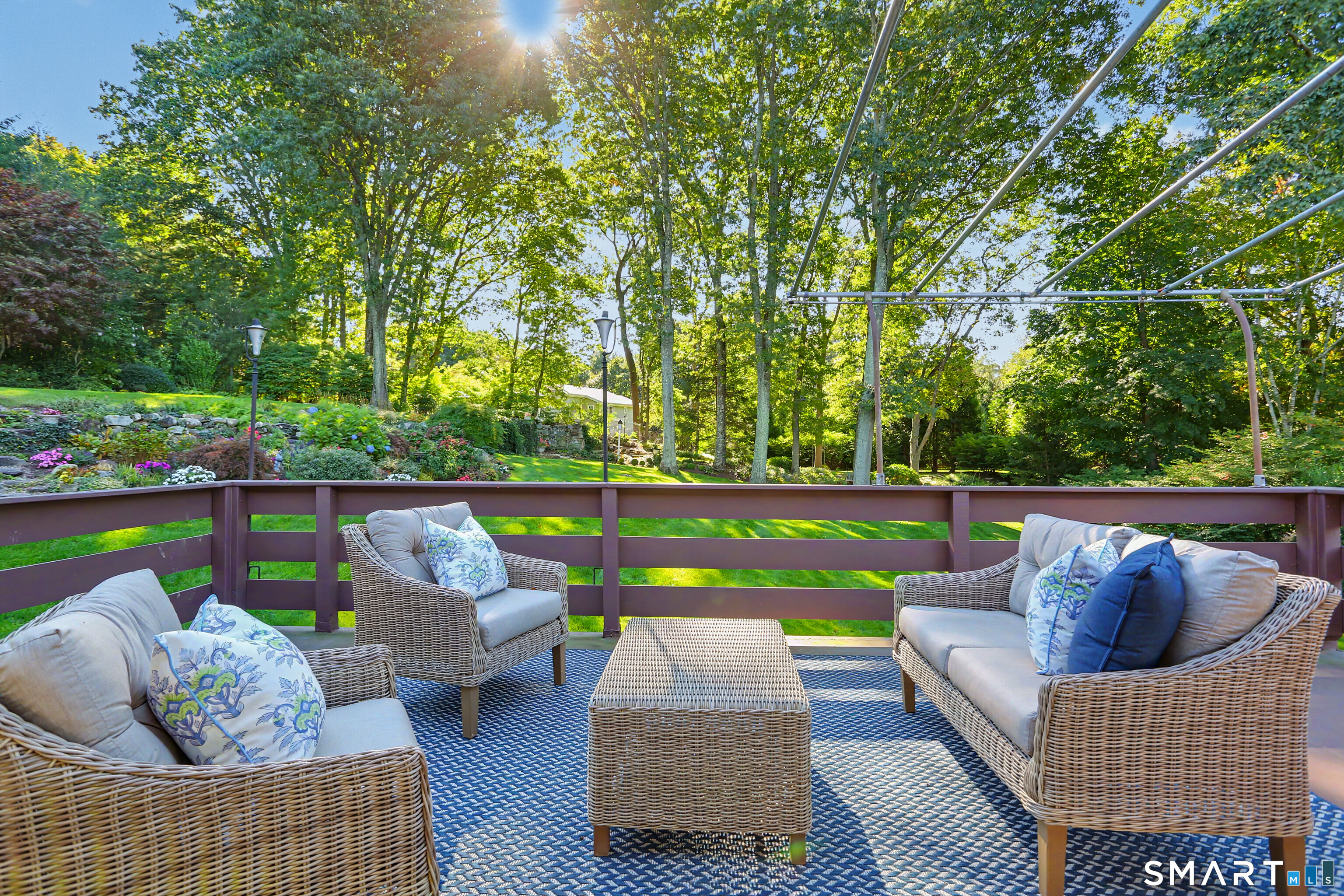 4 Lookout Lane, Greens Farms, Westport, CT 06880