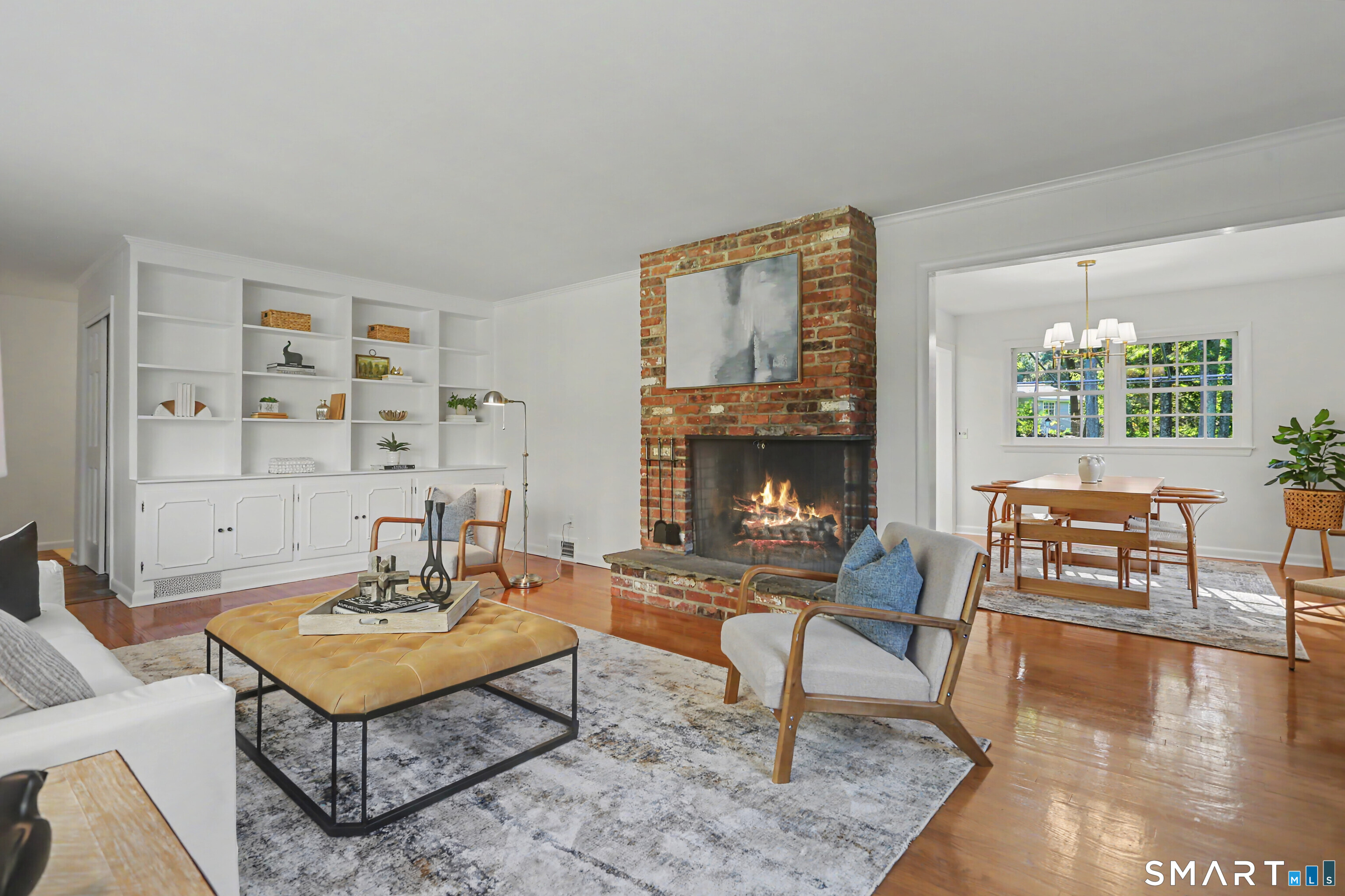 Photo 4 of Single family home for sale at 4 Lookout Ln, Westport, CT 06880 | MLS# 24204801 | Listing updated on 2026-10-08