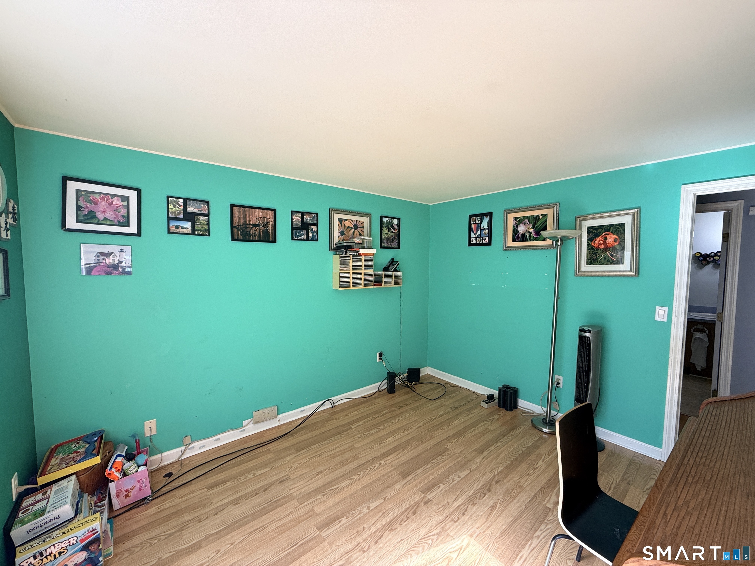 1 Eden Way photo 23