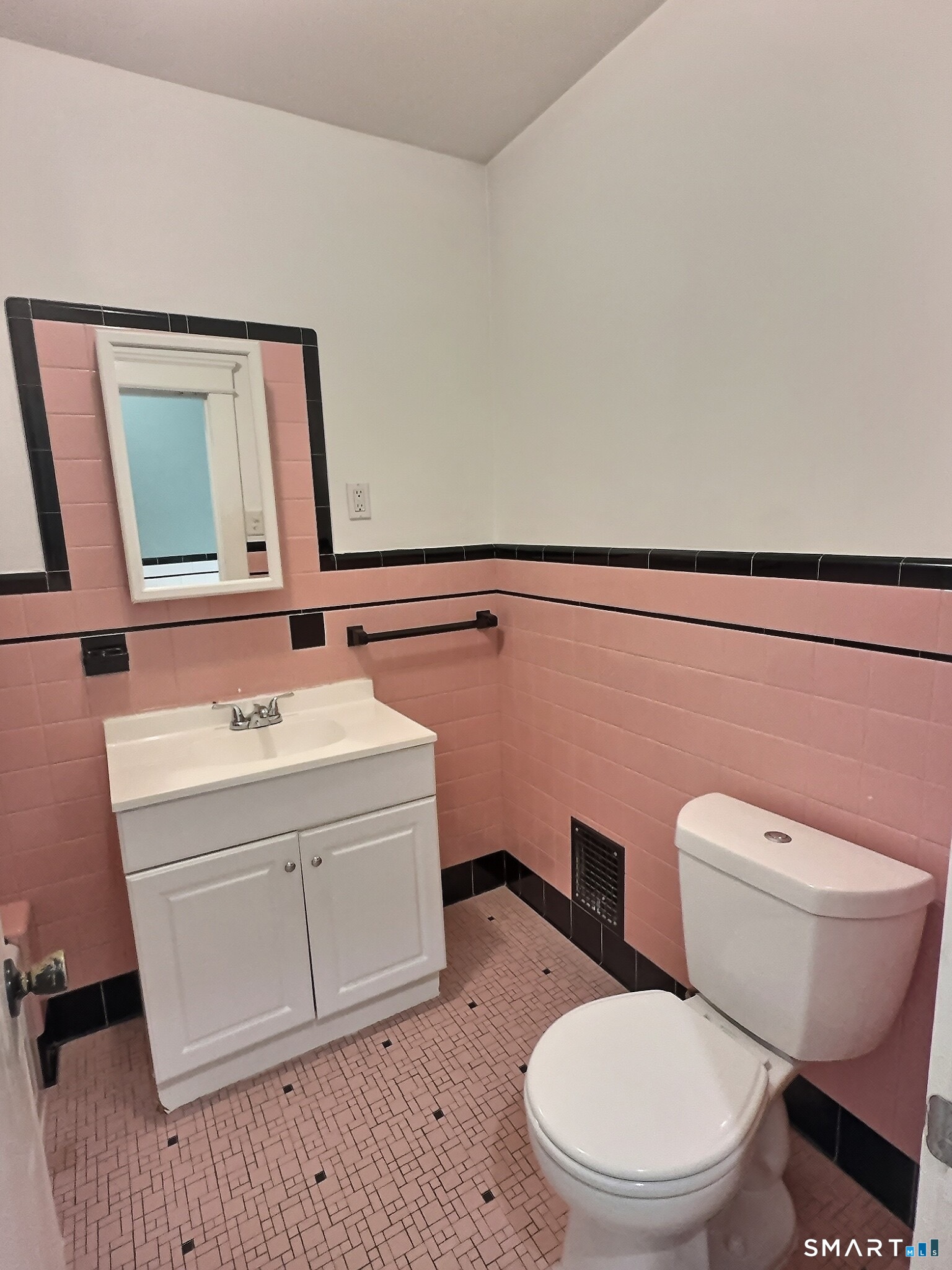 106 Myrtle Avenue Unit #1 photo 24