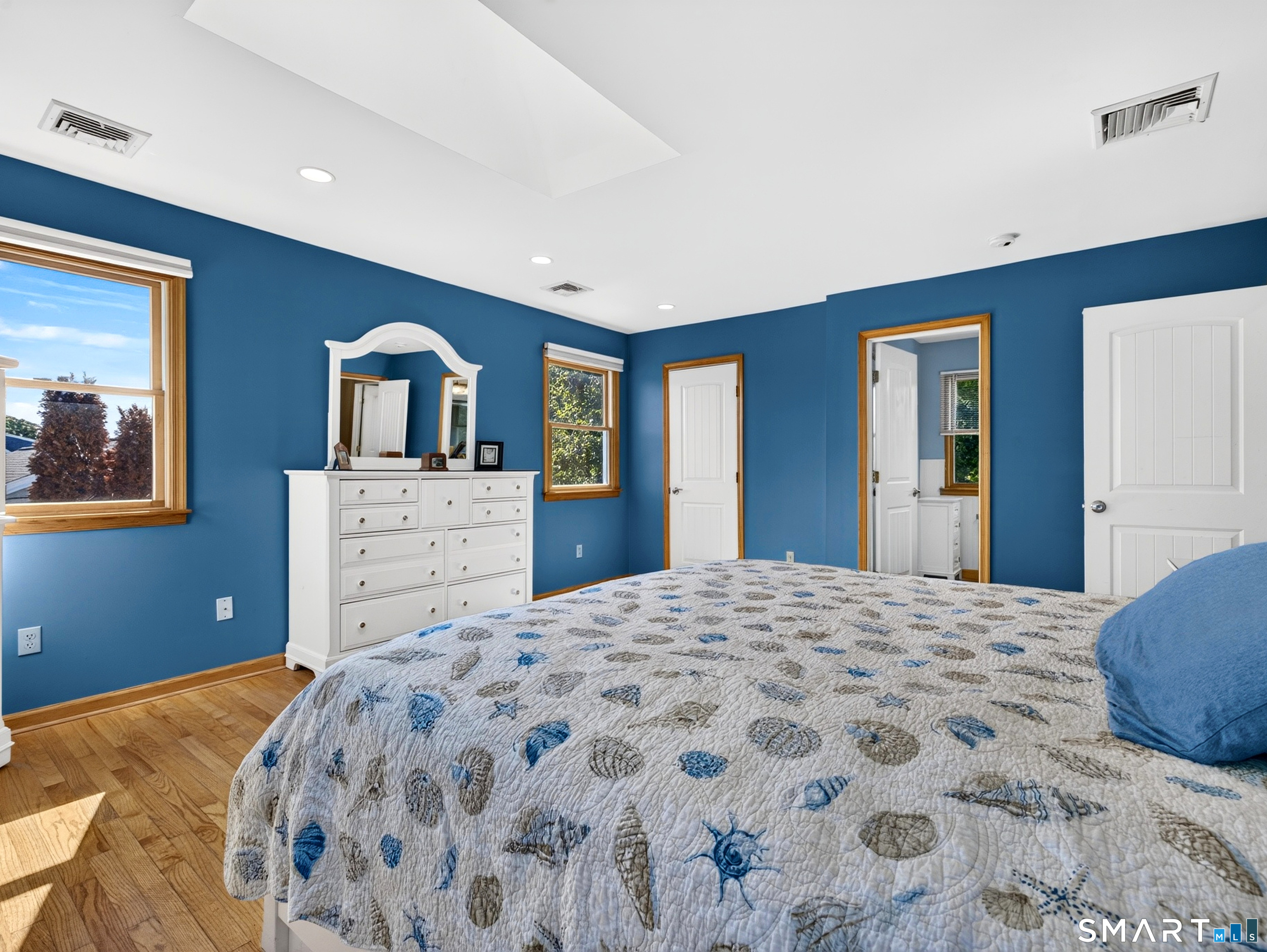 112 Harbor Parkway, Clinton, CT 06413