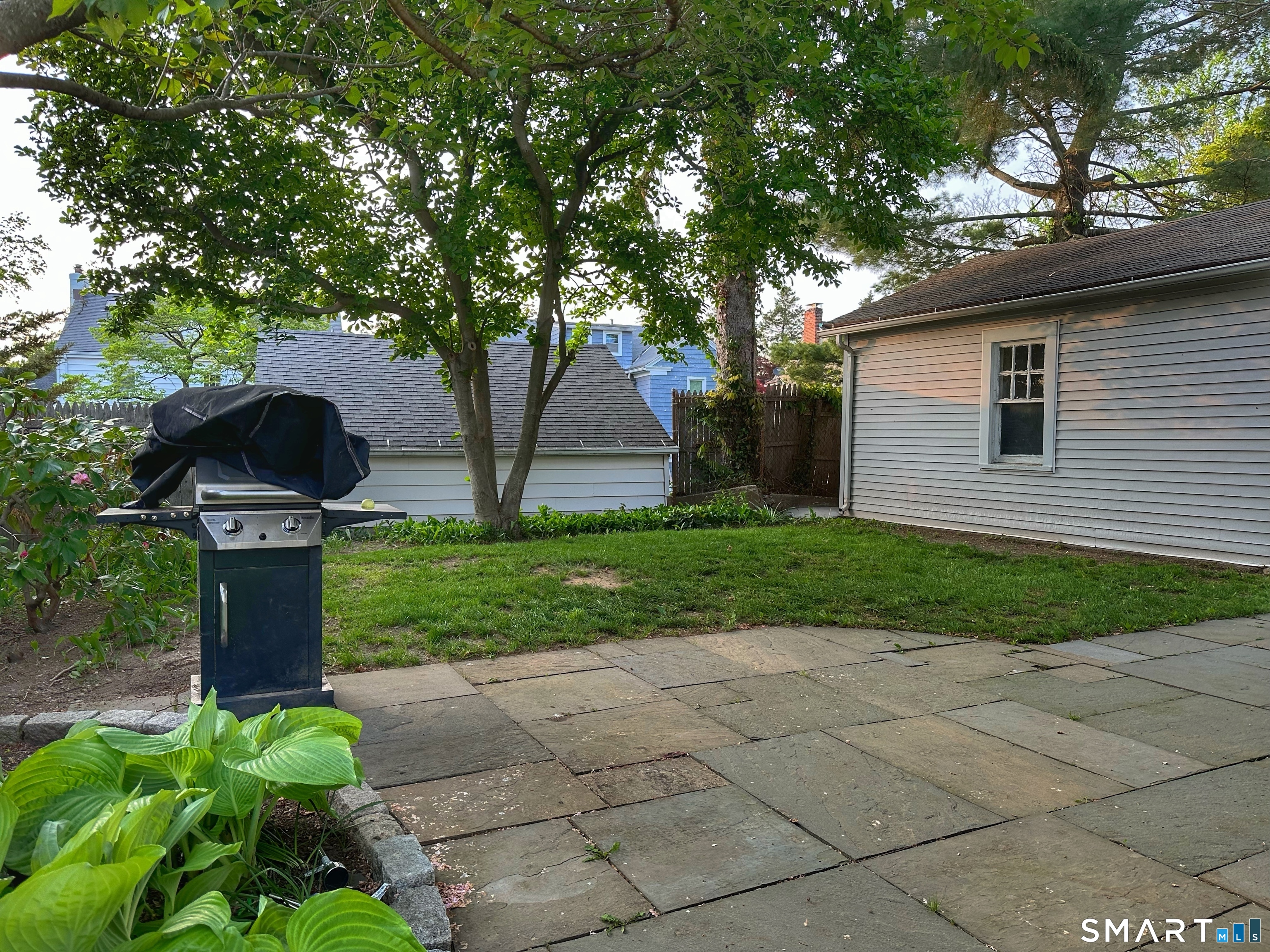 Foto 9 de Apartamento en renta en 546 West Taft Avenue, Bridgeport, CT — $2,200/mes