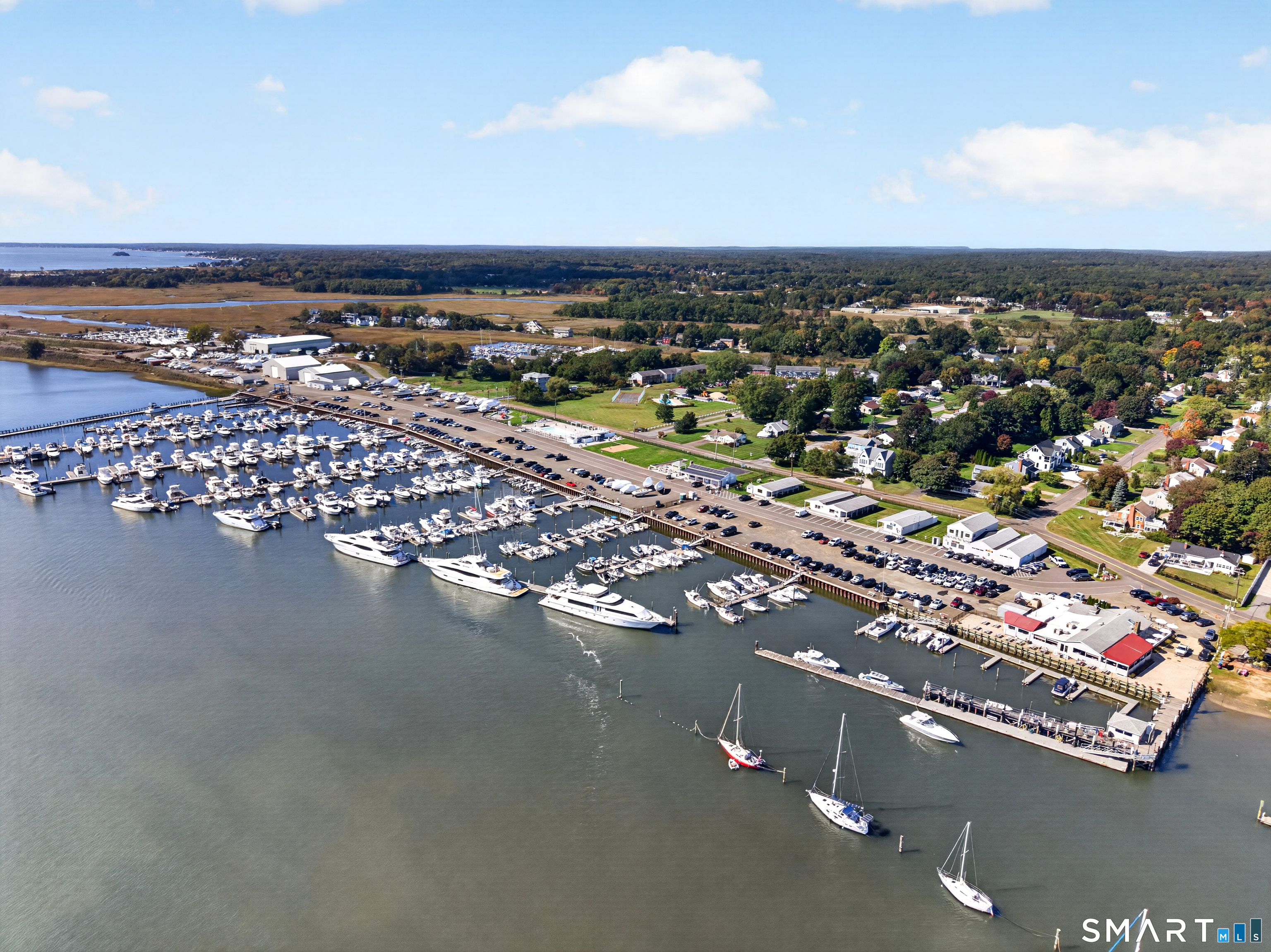 112 Harbor Parkway, Clinton, CT 06413