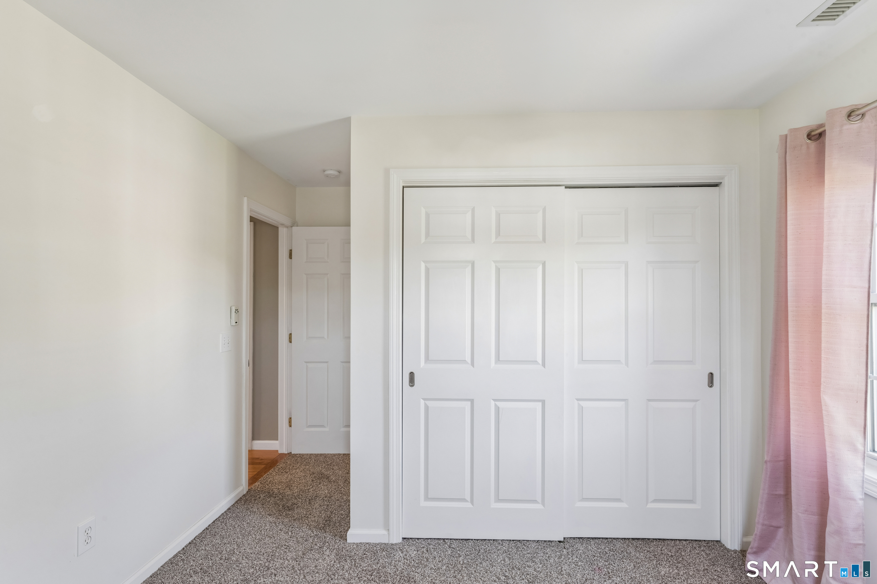 38 Jeanette Road photo 20