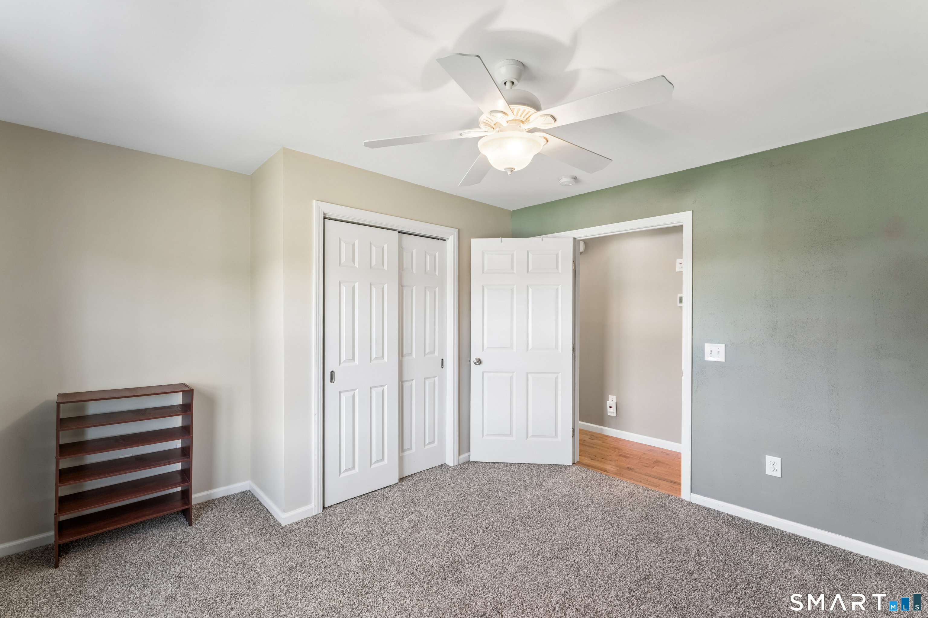 38 Jeanette Road photo 22