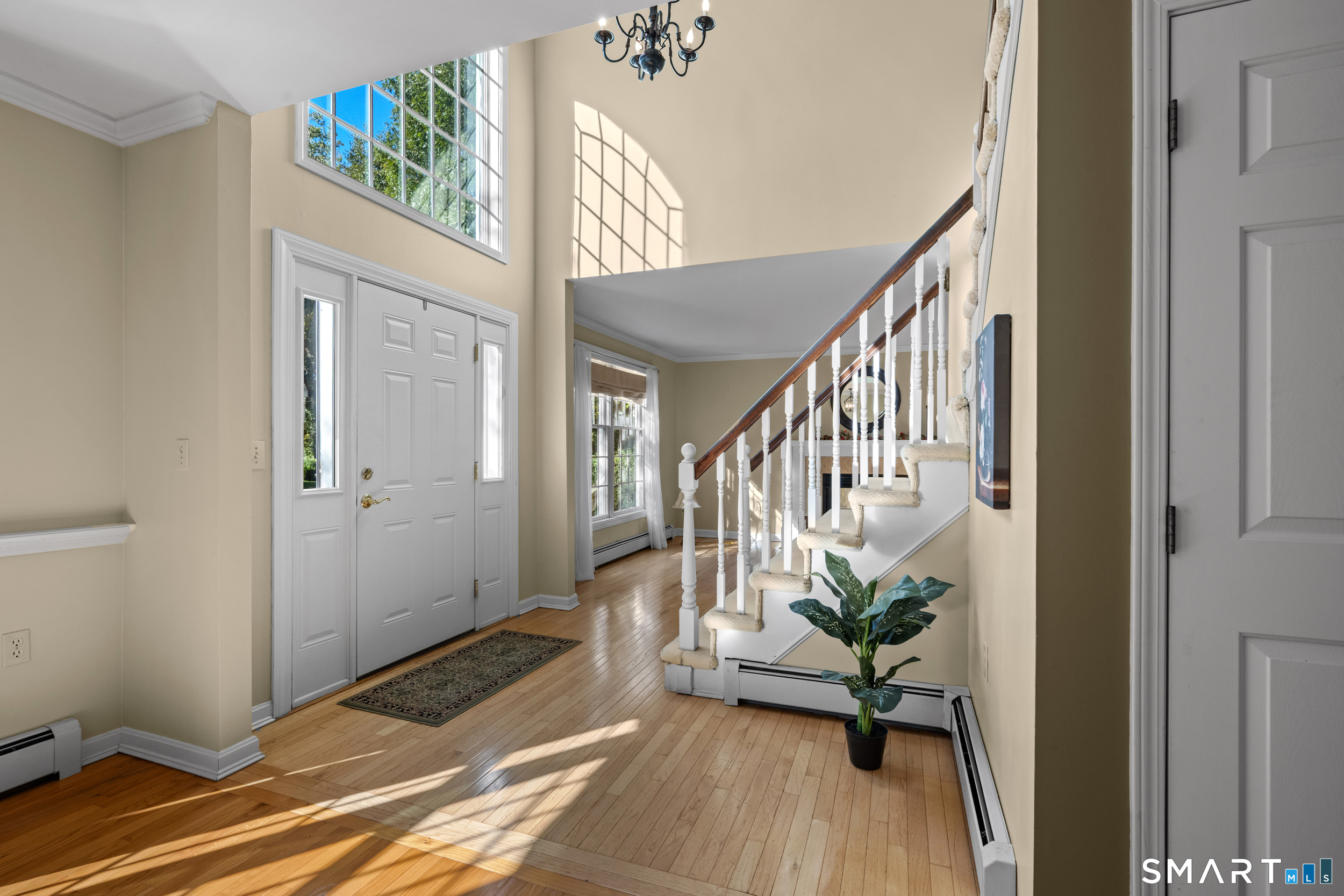 Photo 2 of Single family home for sale at 31 Paula Ln, Waterford, CT 06385 | MLS# 24211438 | Listing updated on 2026-10-08