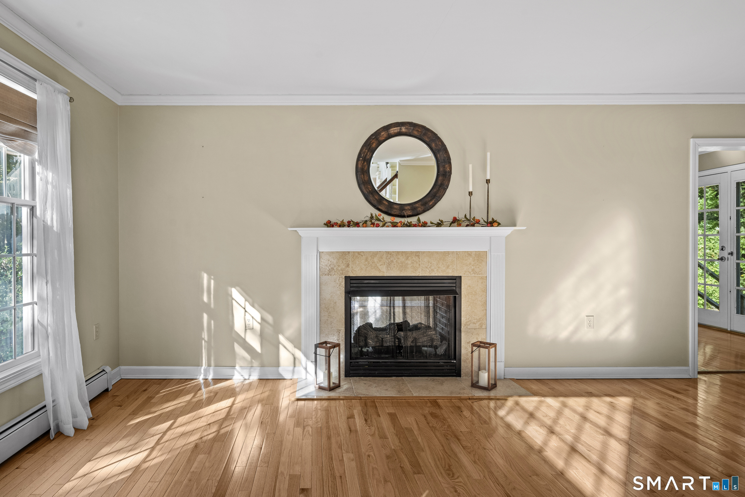 Photo 4 of Single family home for sale at 31 Paula Ln, Waterford, CT 06385 | MLS# 24211438 | Listing updated on 2026-10-08