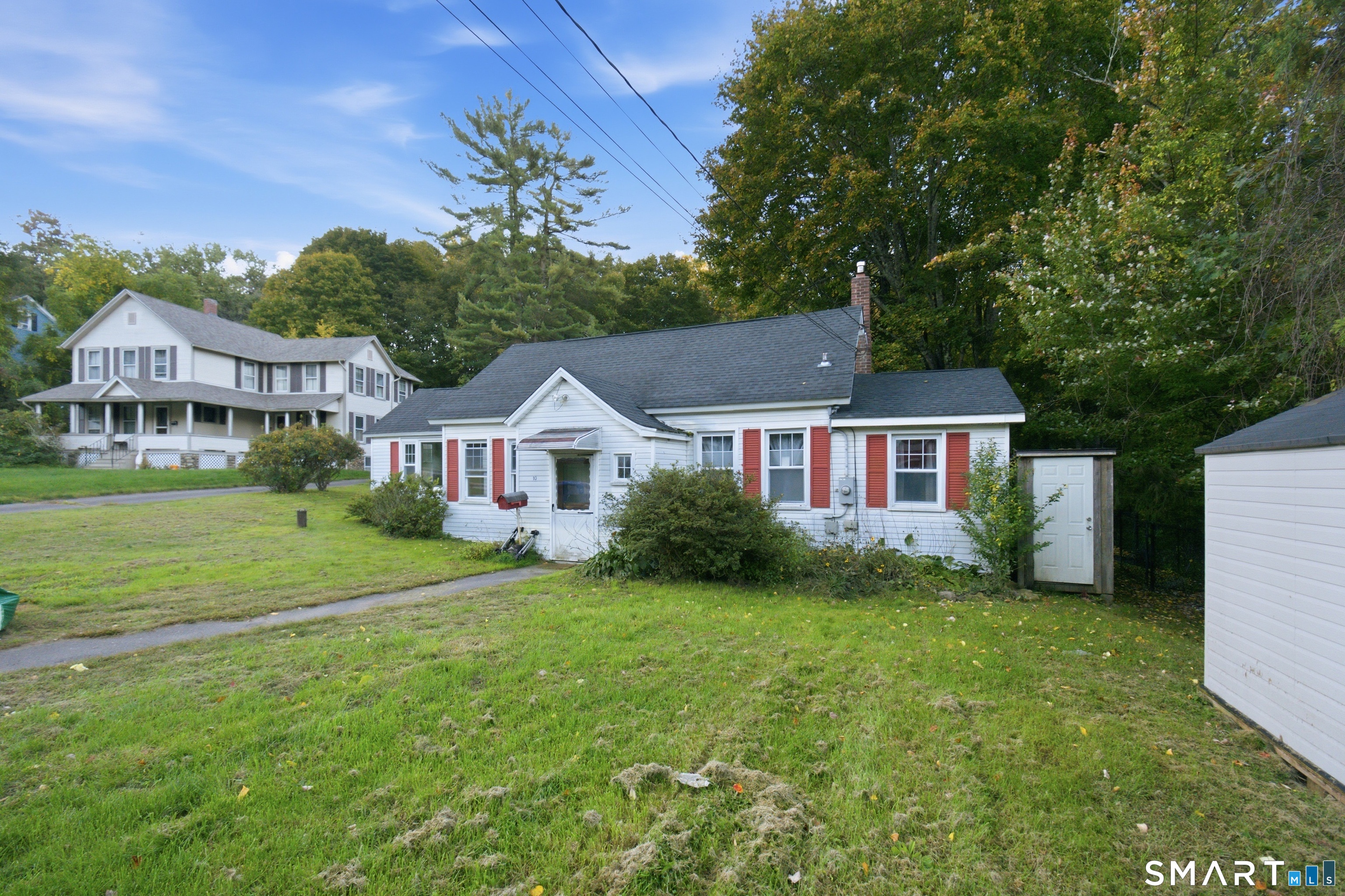 10 Walnut Avenue, East Hampton, CT 06424
