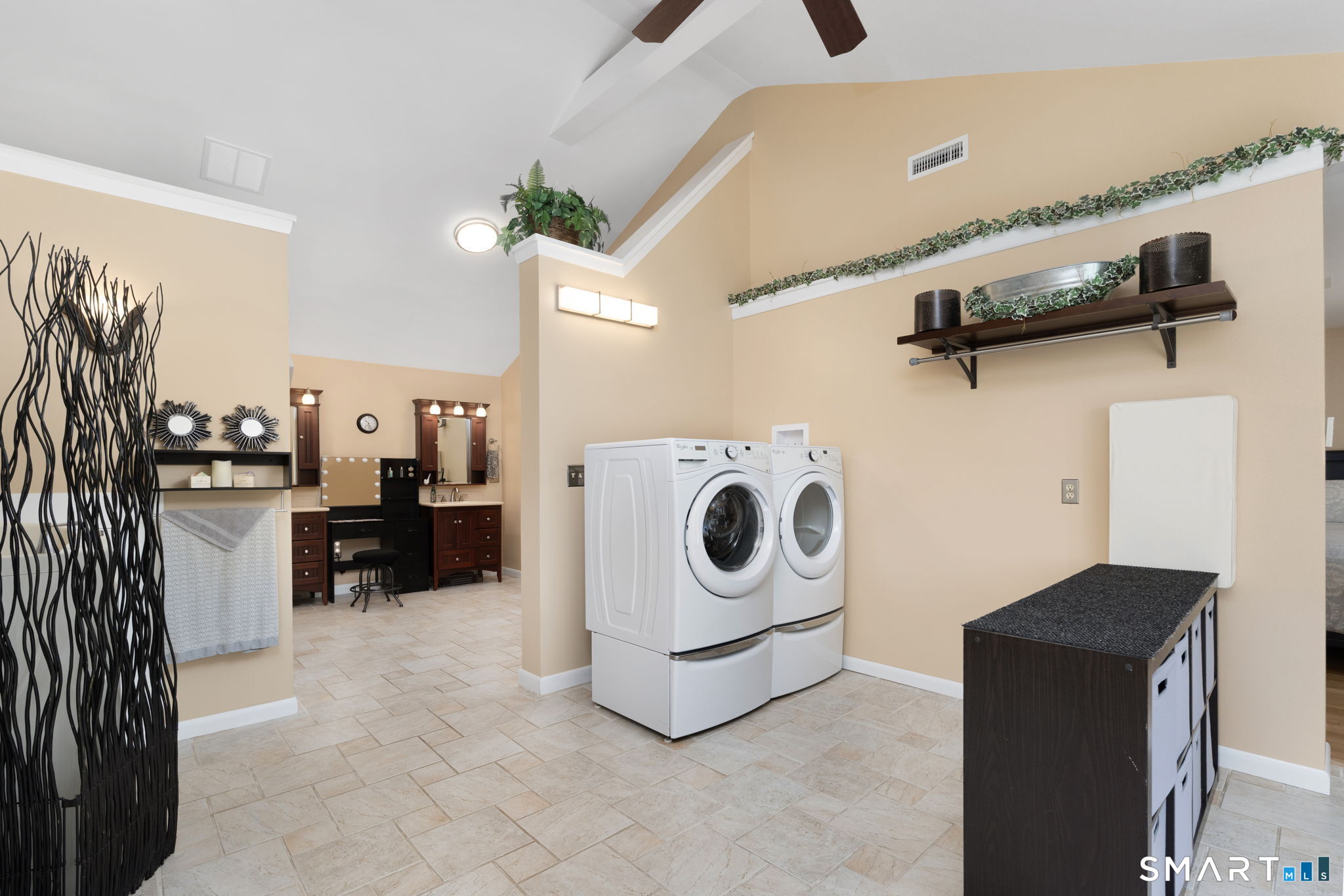266 Heritage Road photo 18