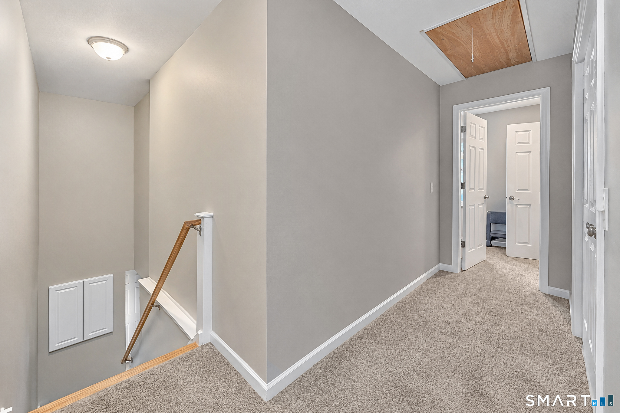 14 Moody Lane photo 19