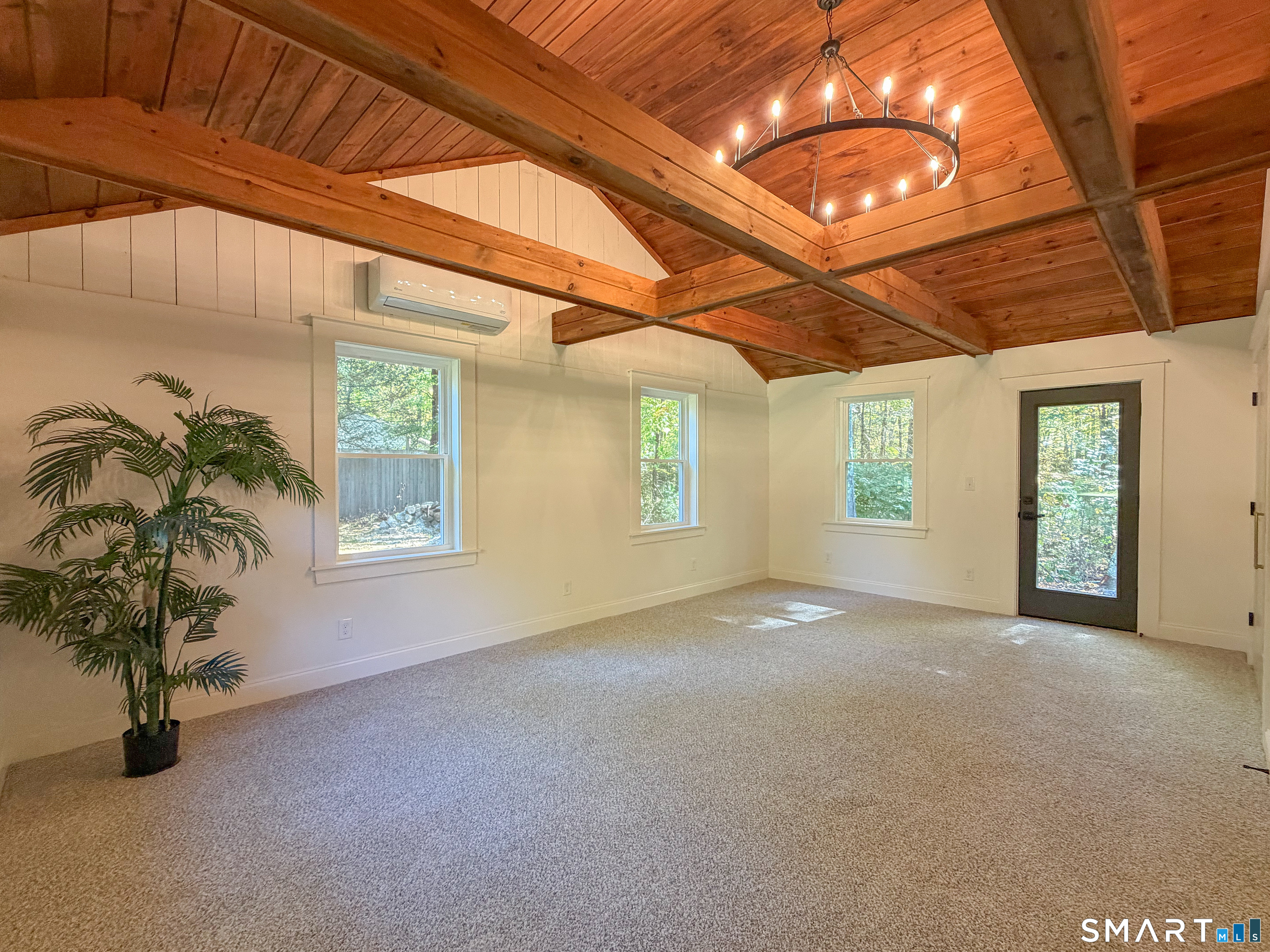 24 Sandy Beach Road photo 15