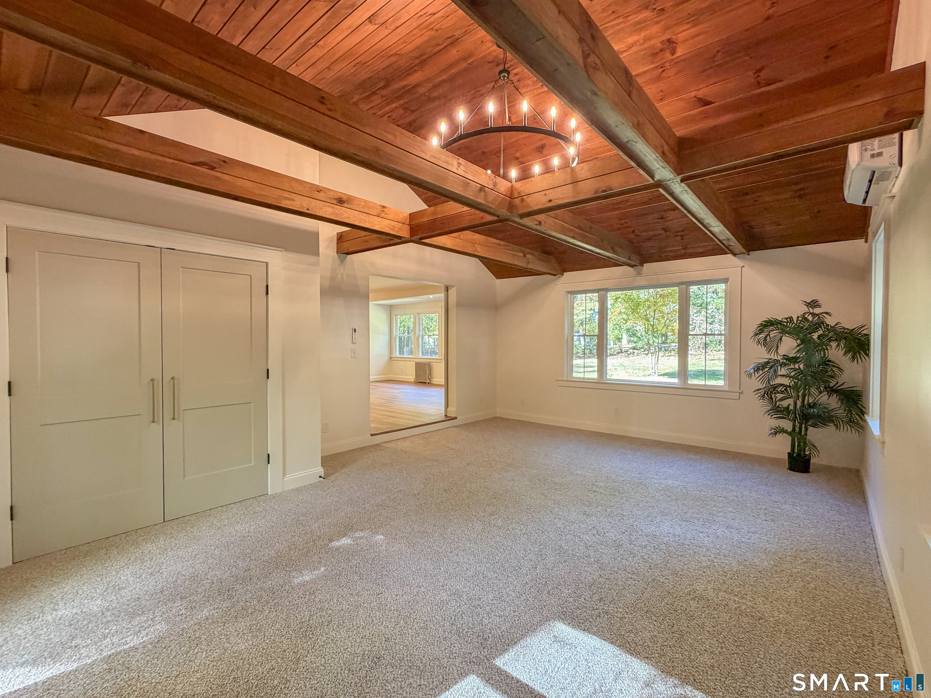 24 Sandy Beach Road photo 17