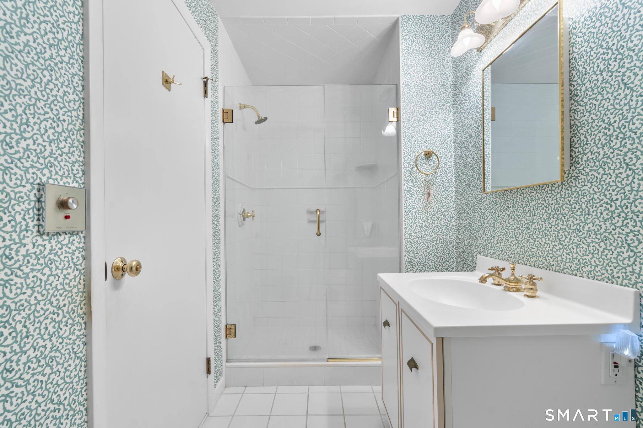 60 Venice Avenue photo 14