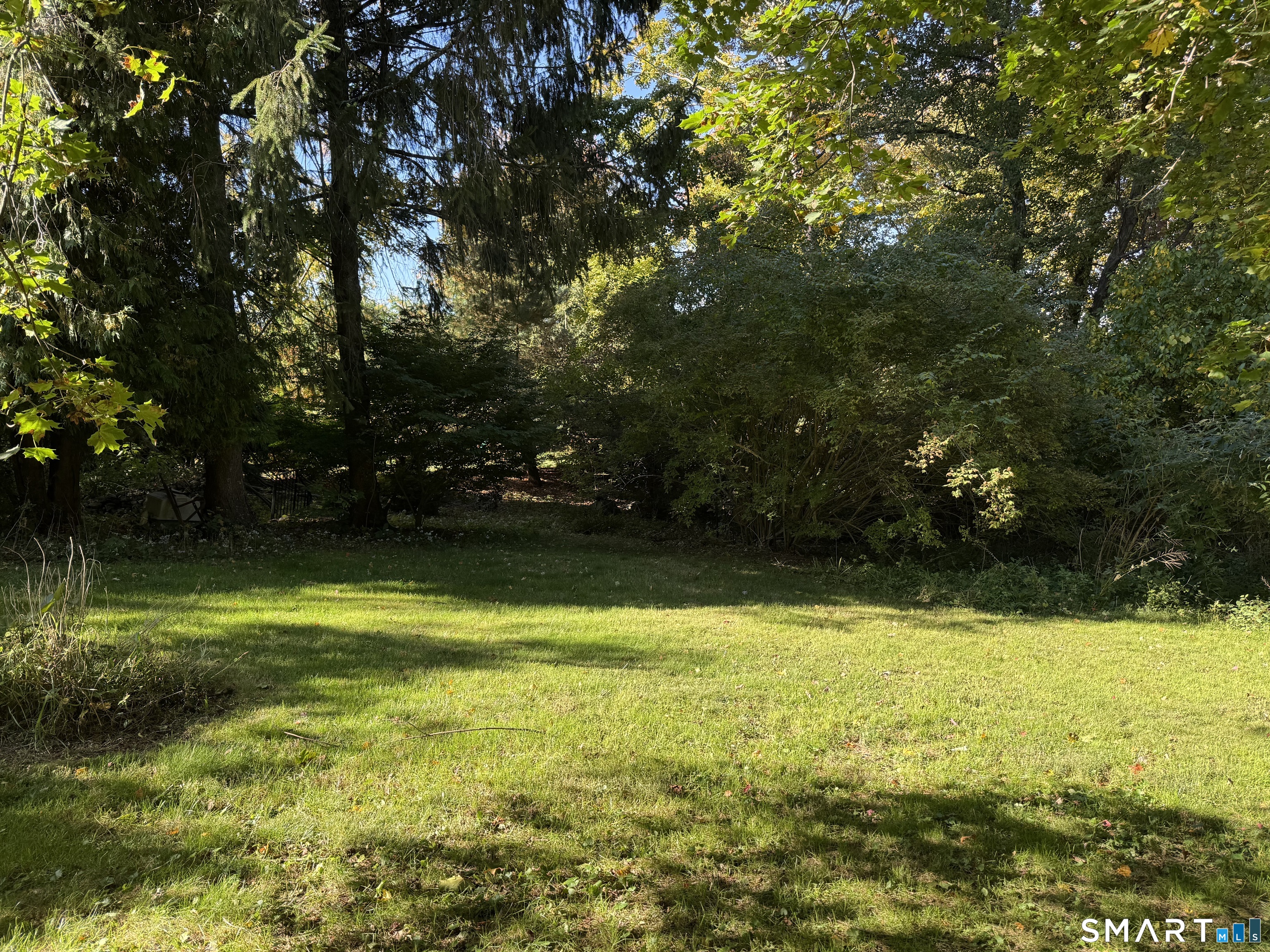 Photo 2 of Single family home for sale at 721 Maple Hl Rd, Naugatuck, CT 06770 | MLS# 24212569 | Listing updated on 2026-10-08