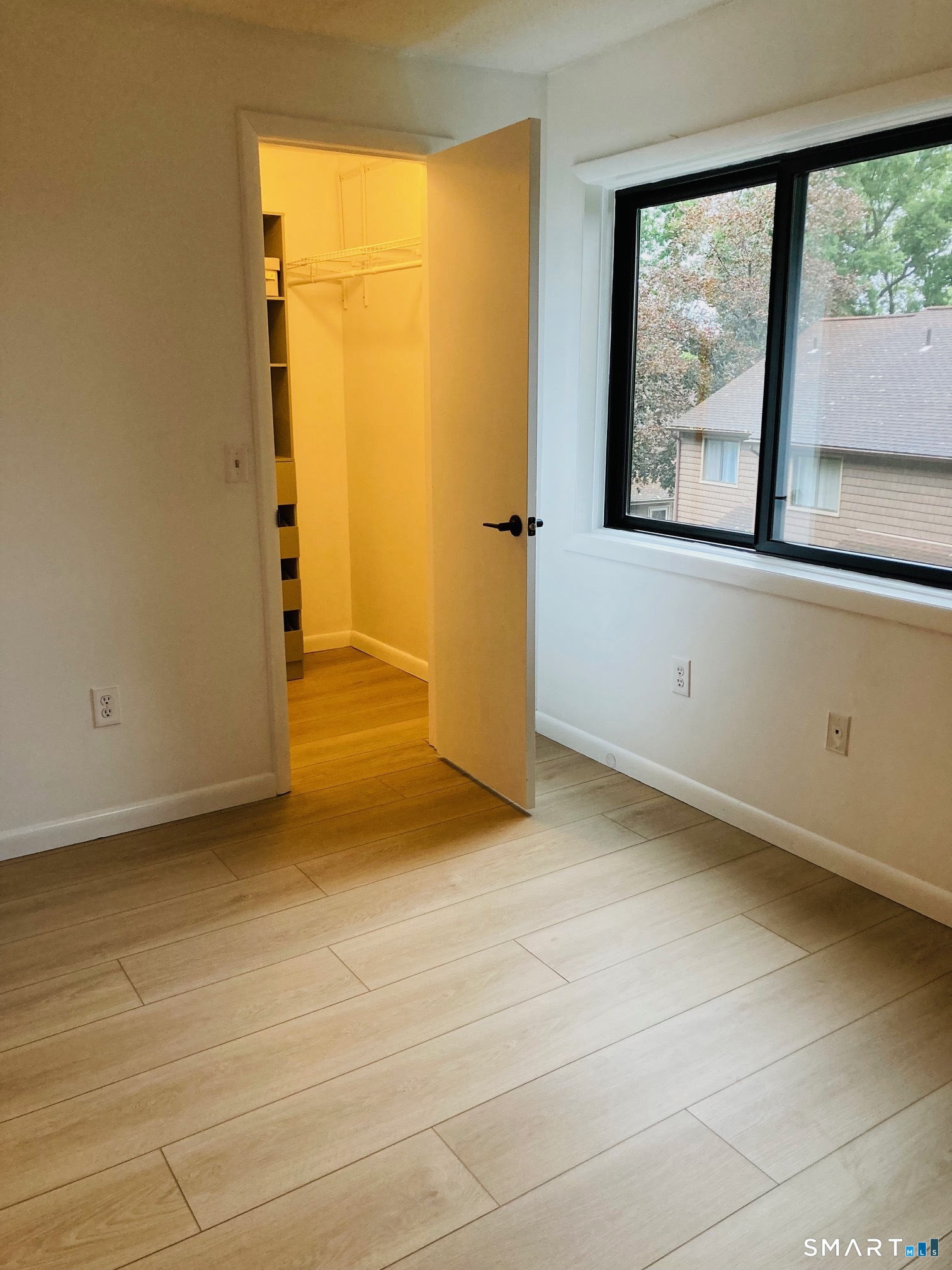 166 Old Brookfield, Unit 20B2 photo 14