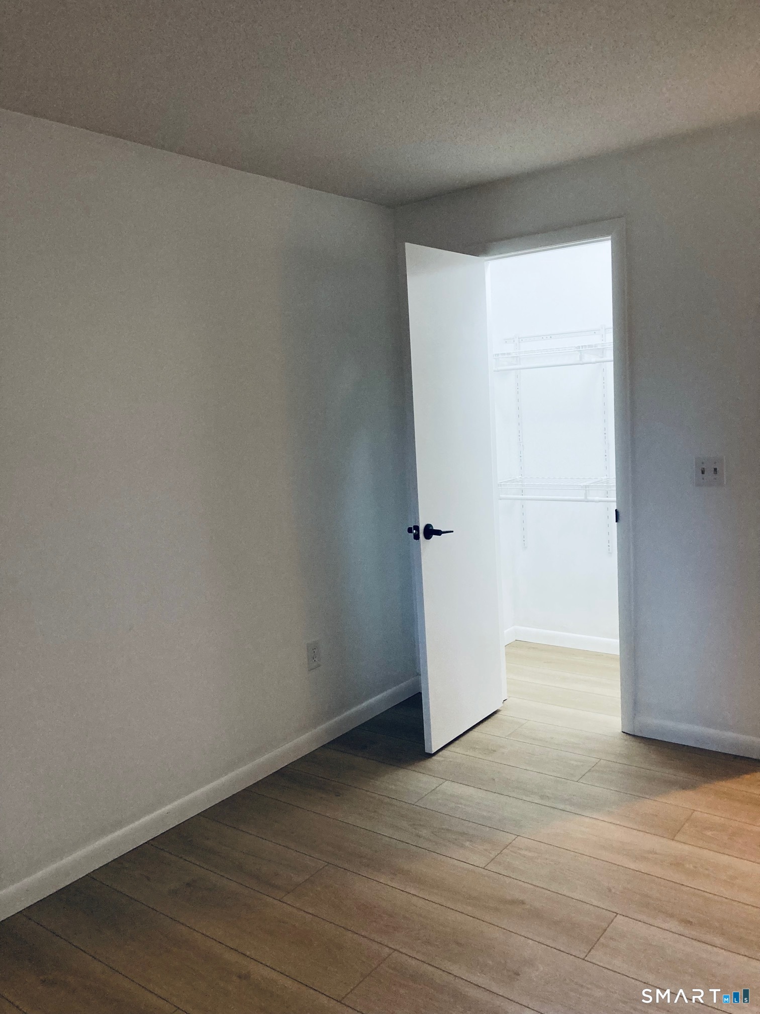 166 Old Brookfield, Unit 20B2 photo 15