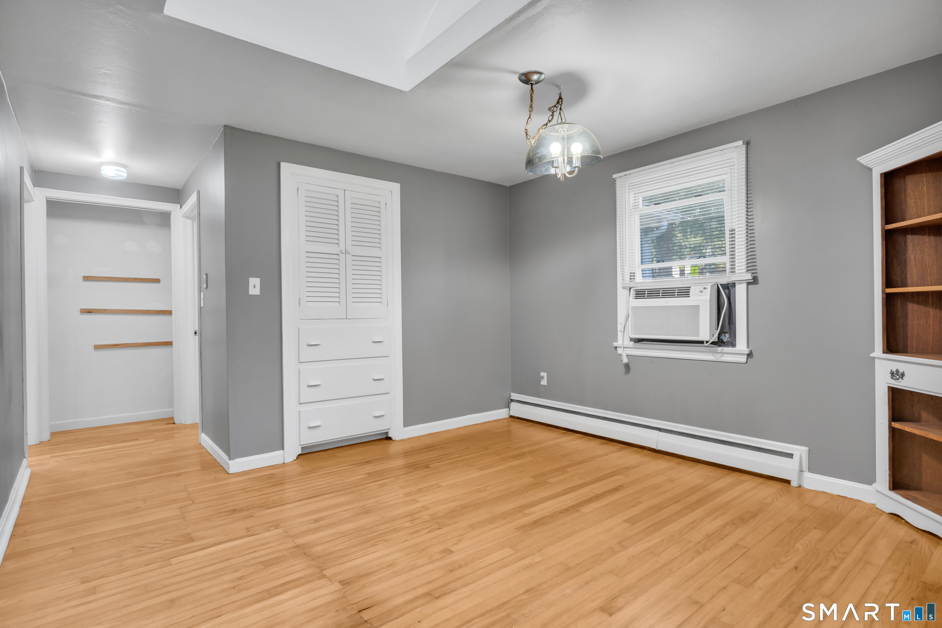 561 Old Colchester Road photo 16