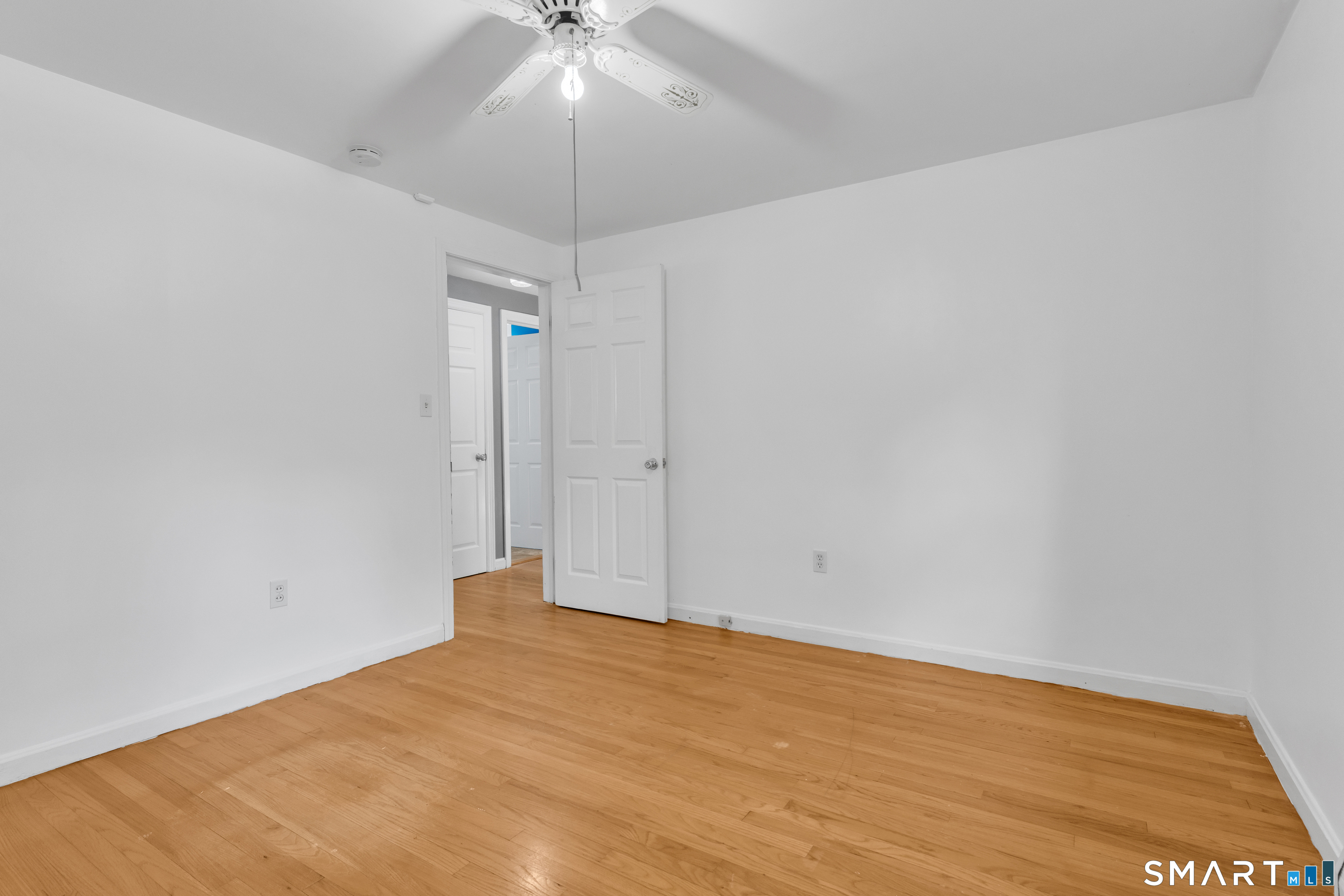 561 Old Colchester Road photo 25