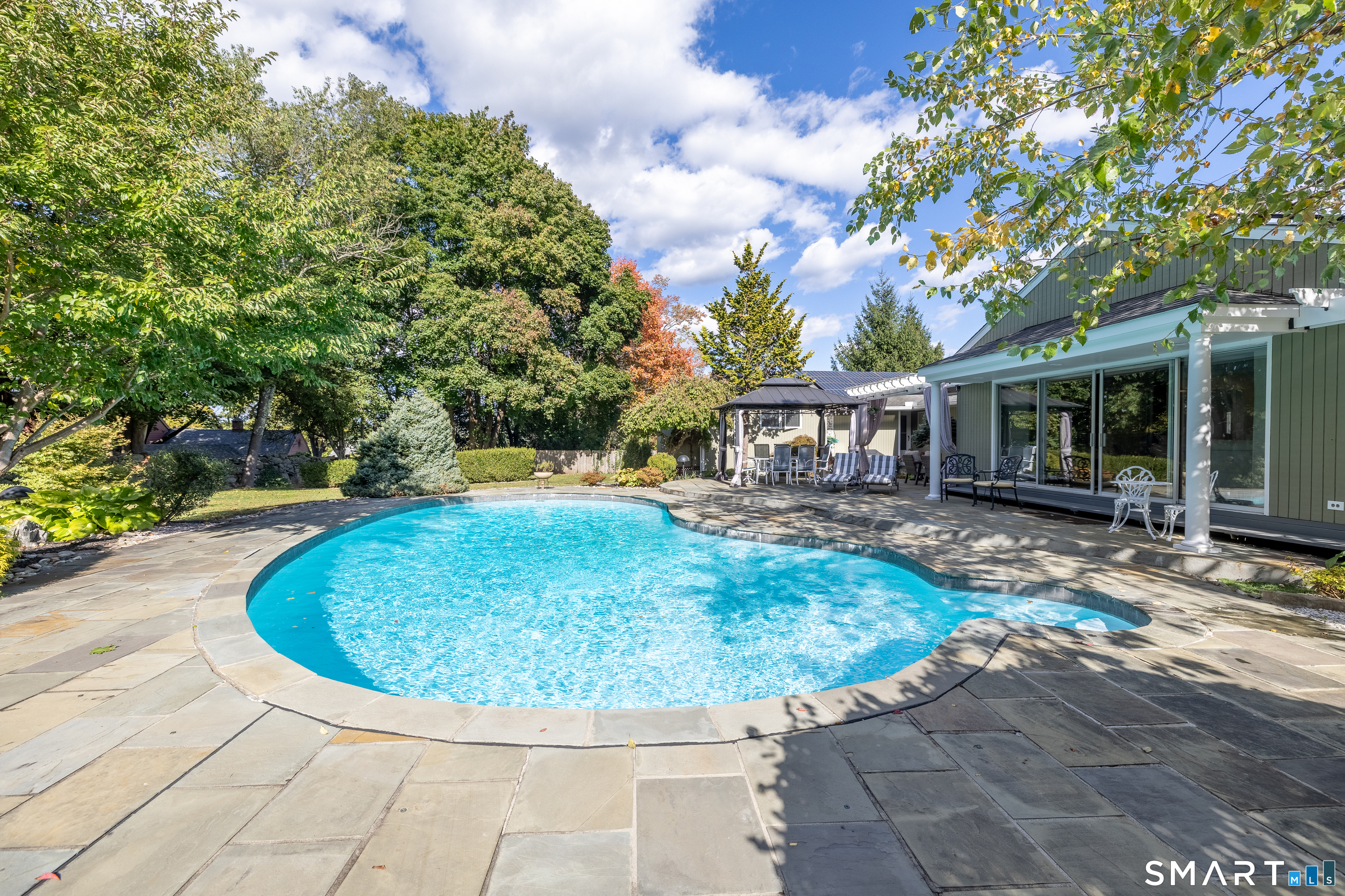 3 Dogwood Drive, King St., Danbury, CT 06811