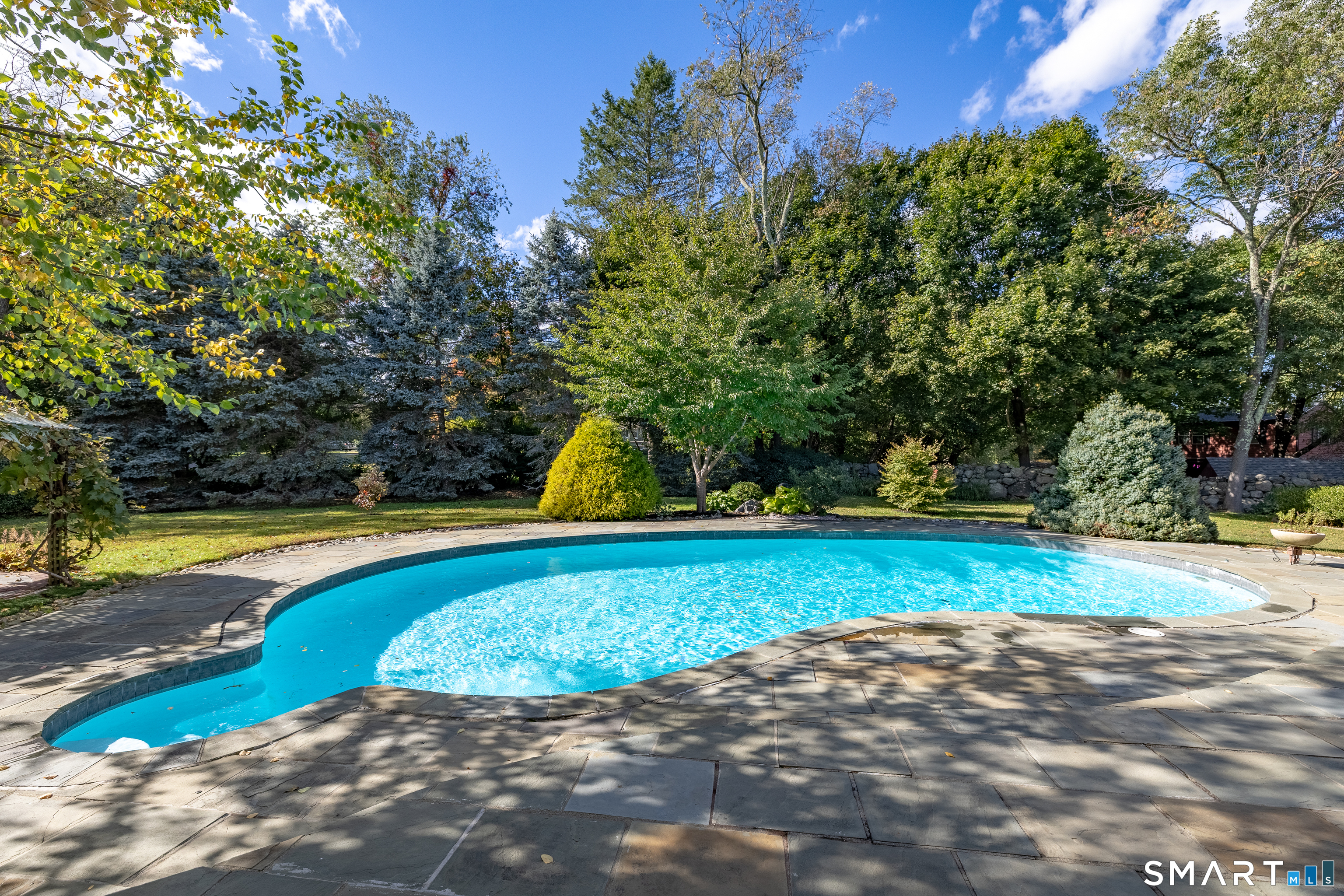 3 Dogwood Drive, King St., Danbury, CT 06811